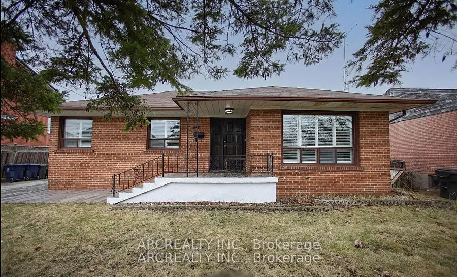 16 Faith Avenue