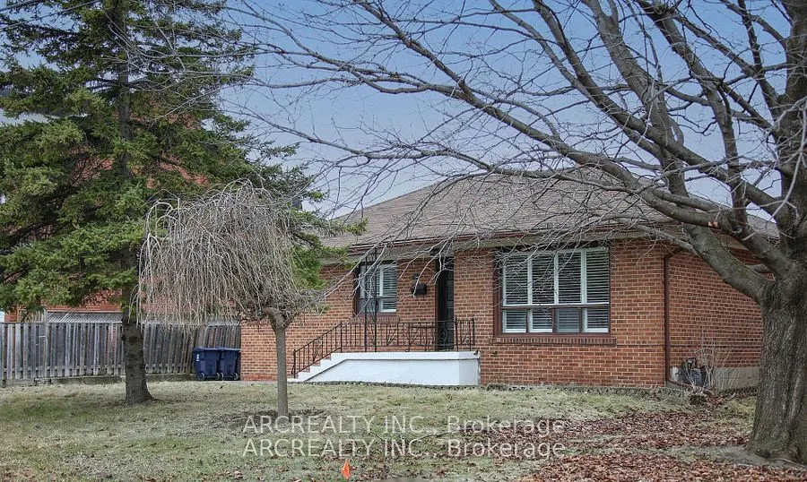 16 Faith Avenue