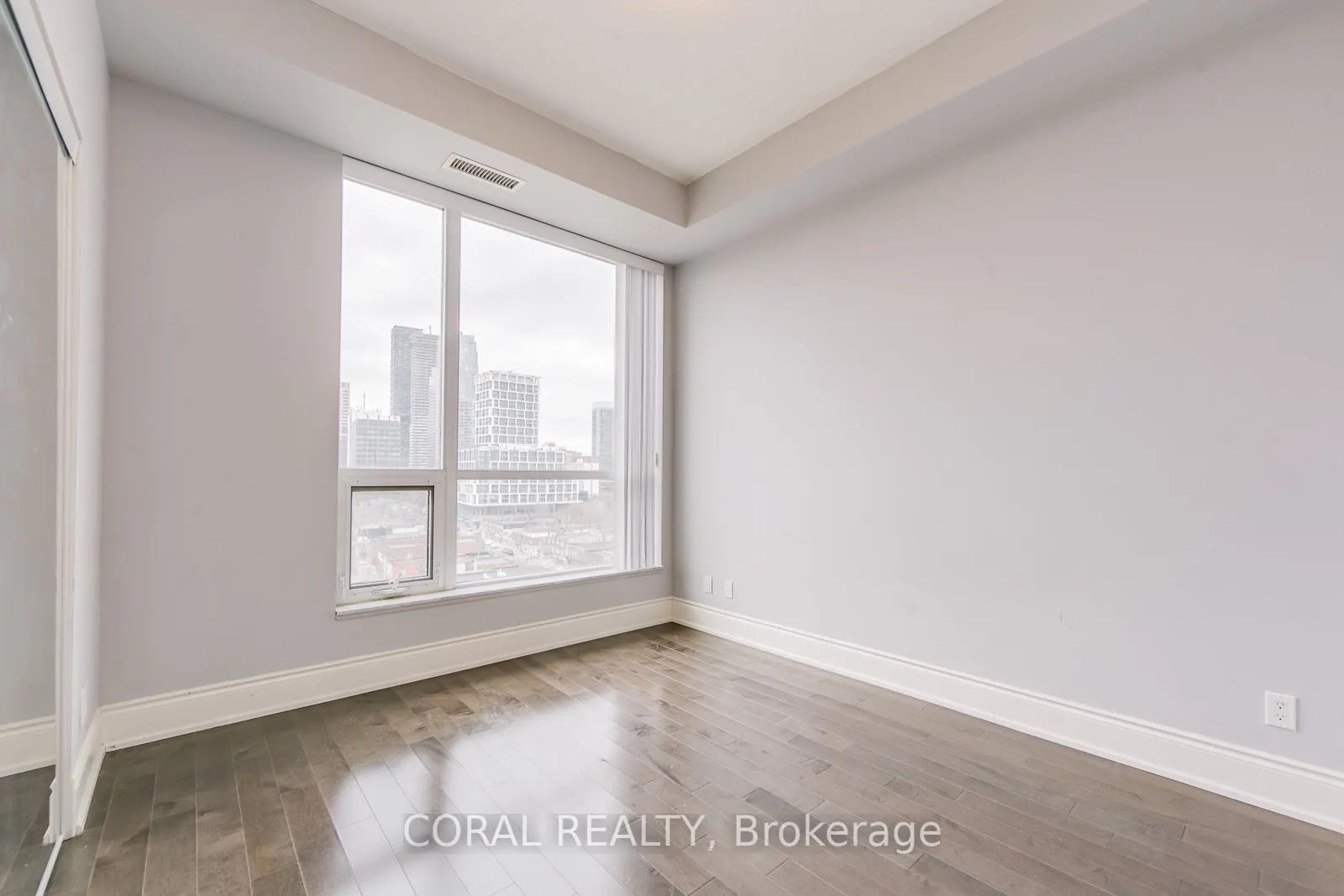23 Glebe Road W, #1012