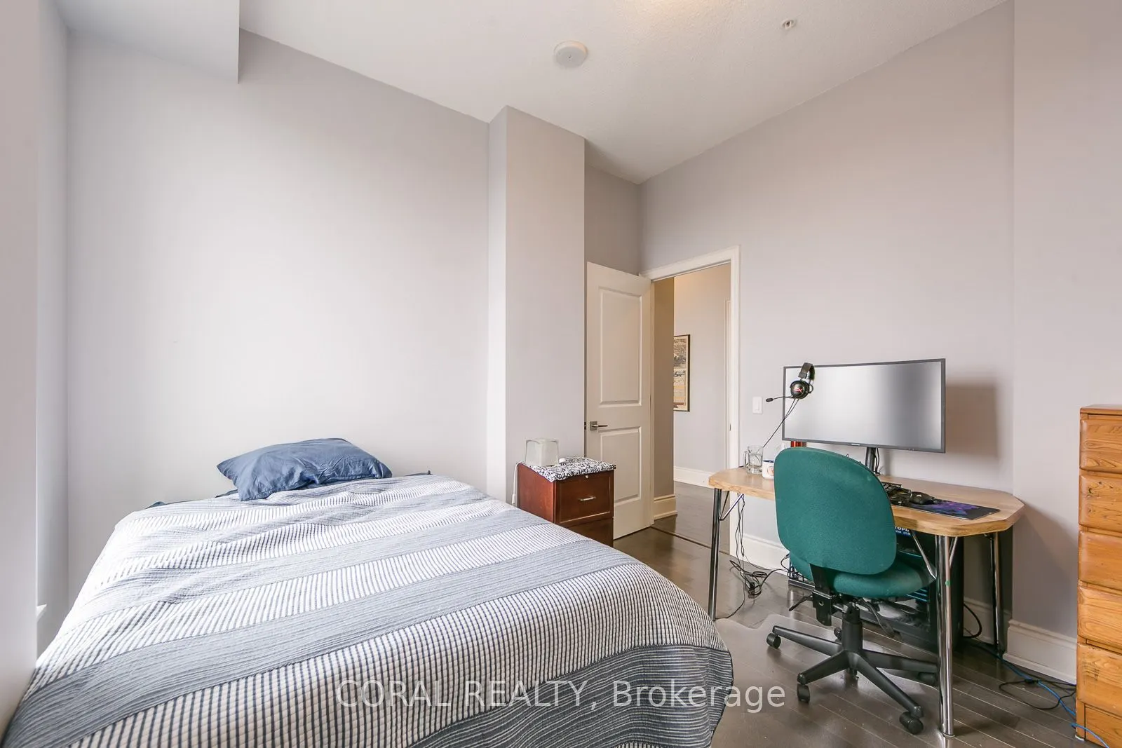 23 Glebe Road W, #1012