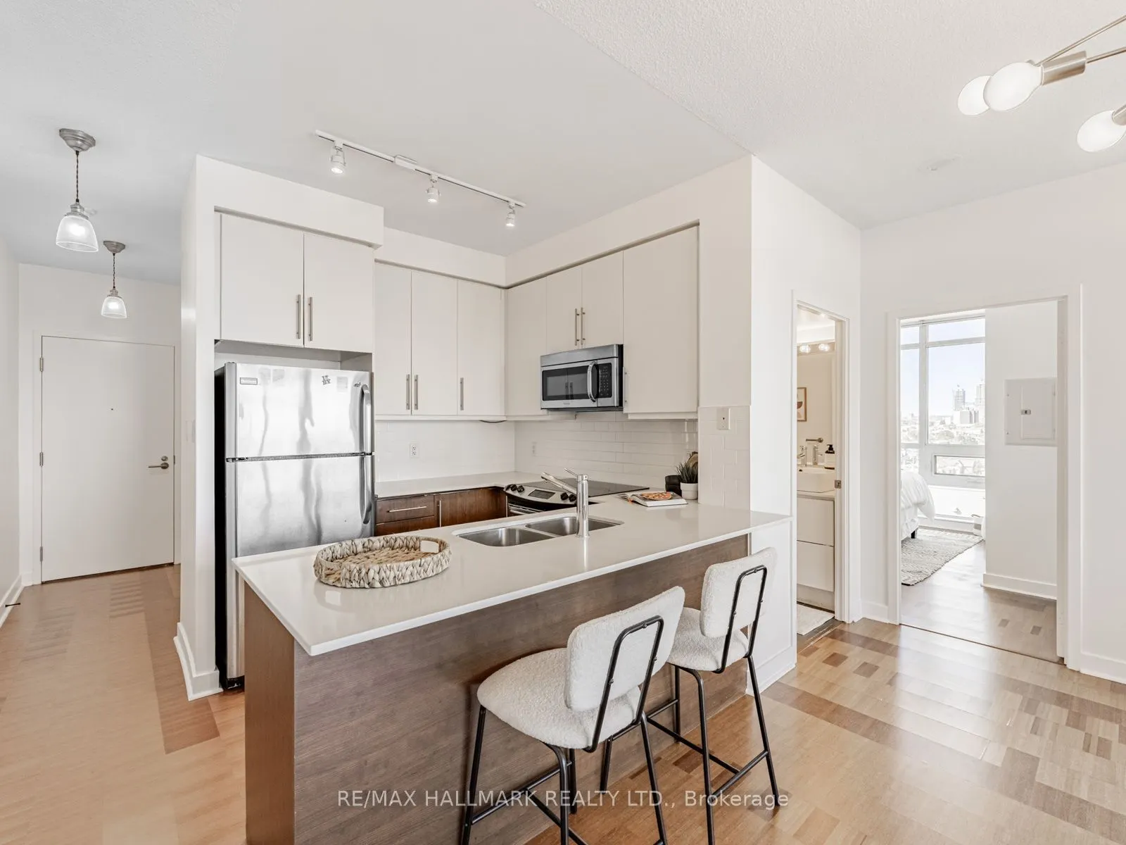1171 Queen Street W, #1104
