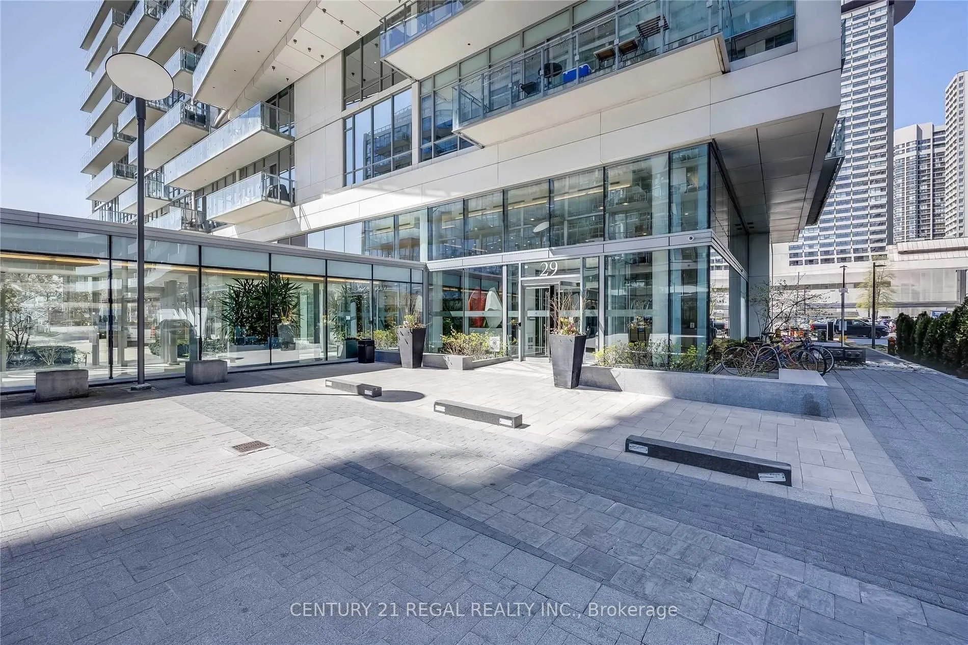 29 Queens Quay E, #508
