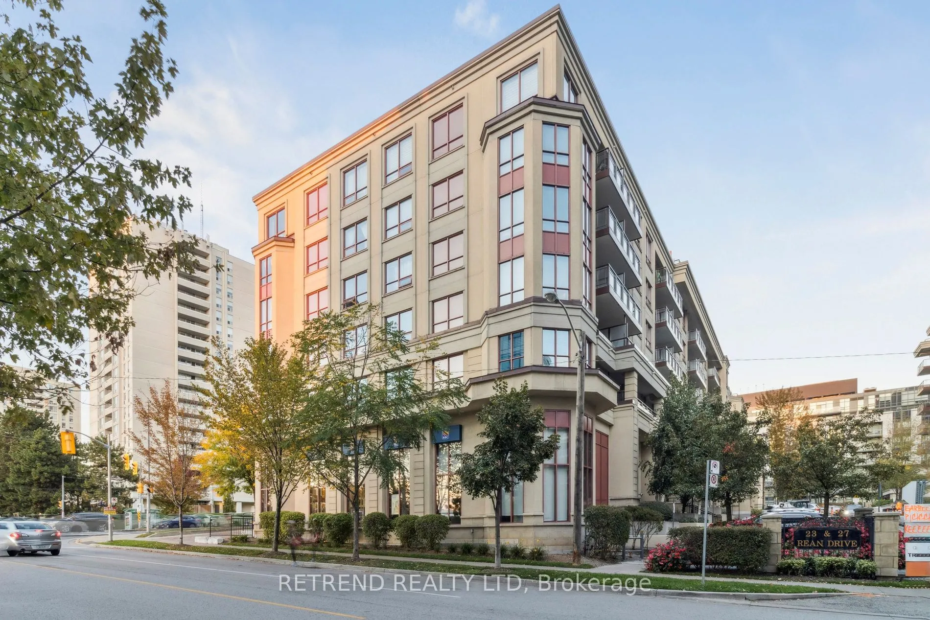 27 Rean Drive, #712