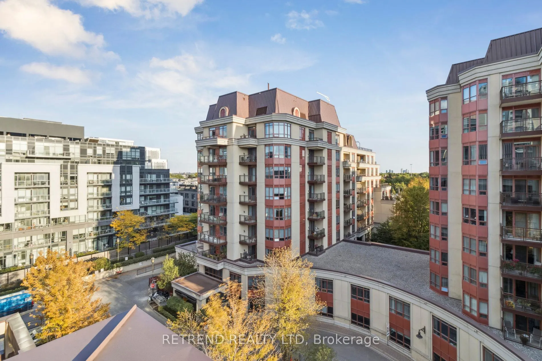 27 Rean Drive, #712