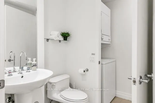500 Queens Quay W, #607