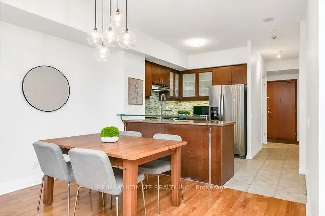 500 Queens Quay W, #607