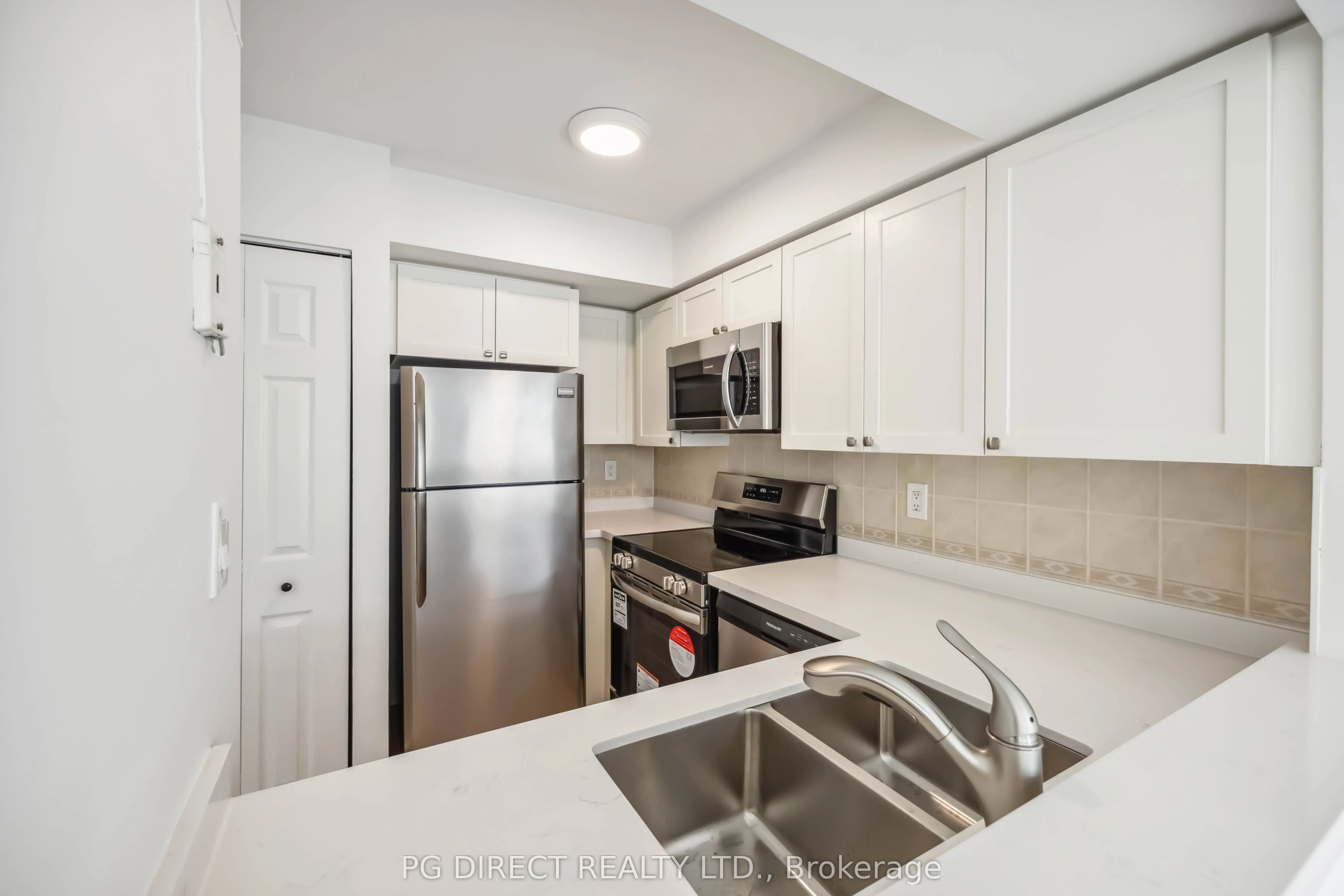 99 Hayden Street, #4