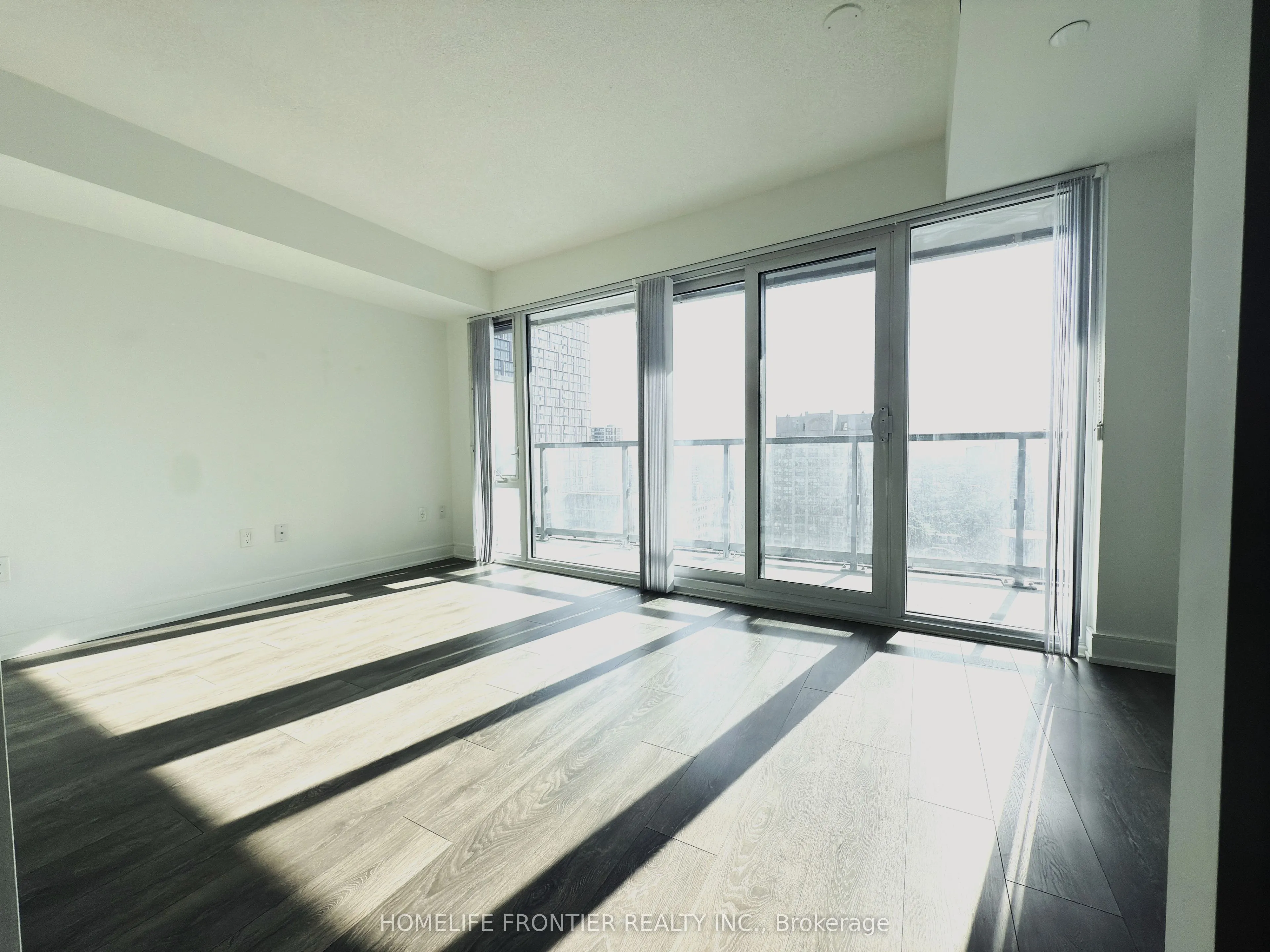89 McGill Street, #1507