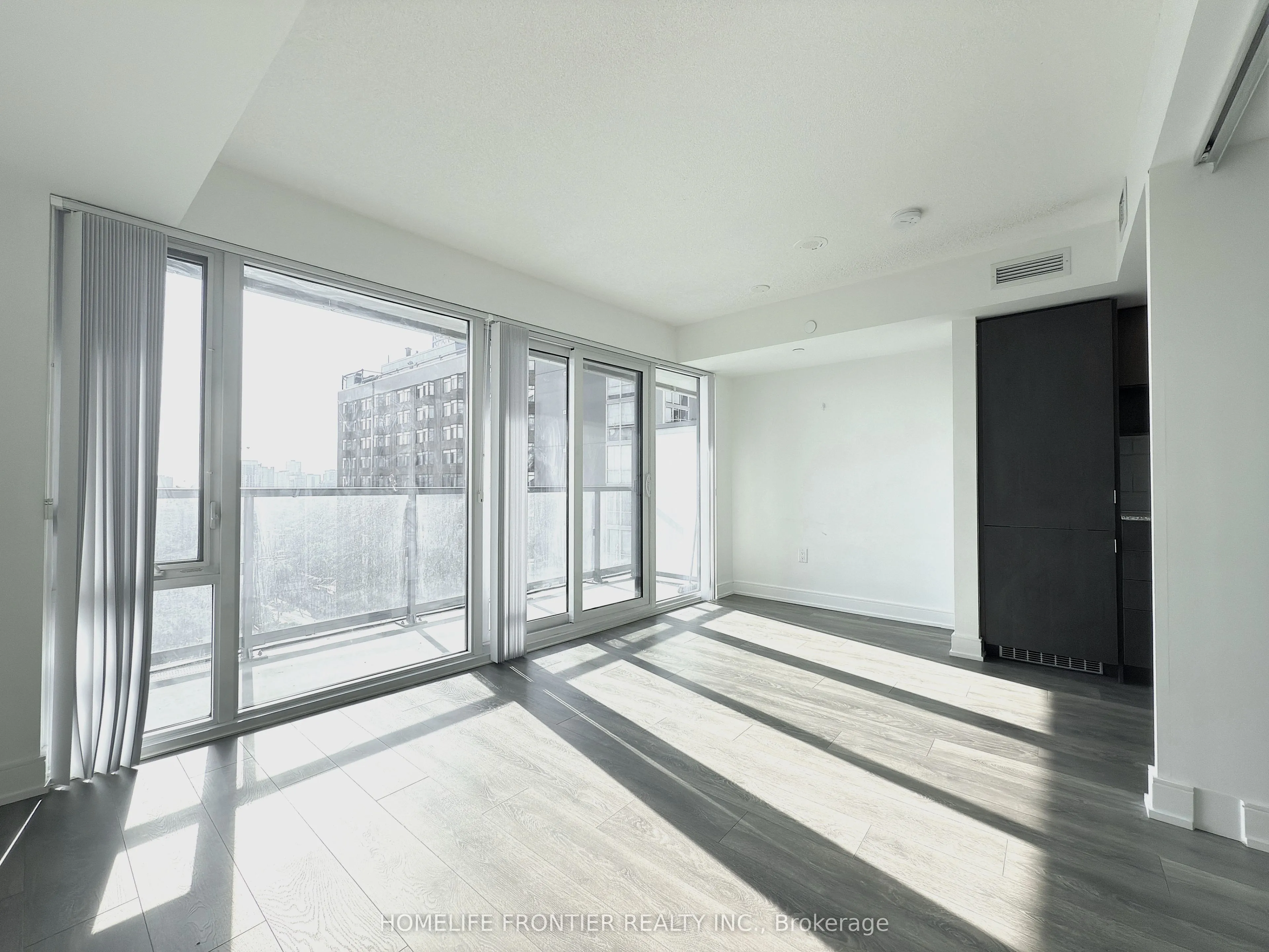 89 McGill Street, #1507
