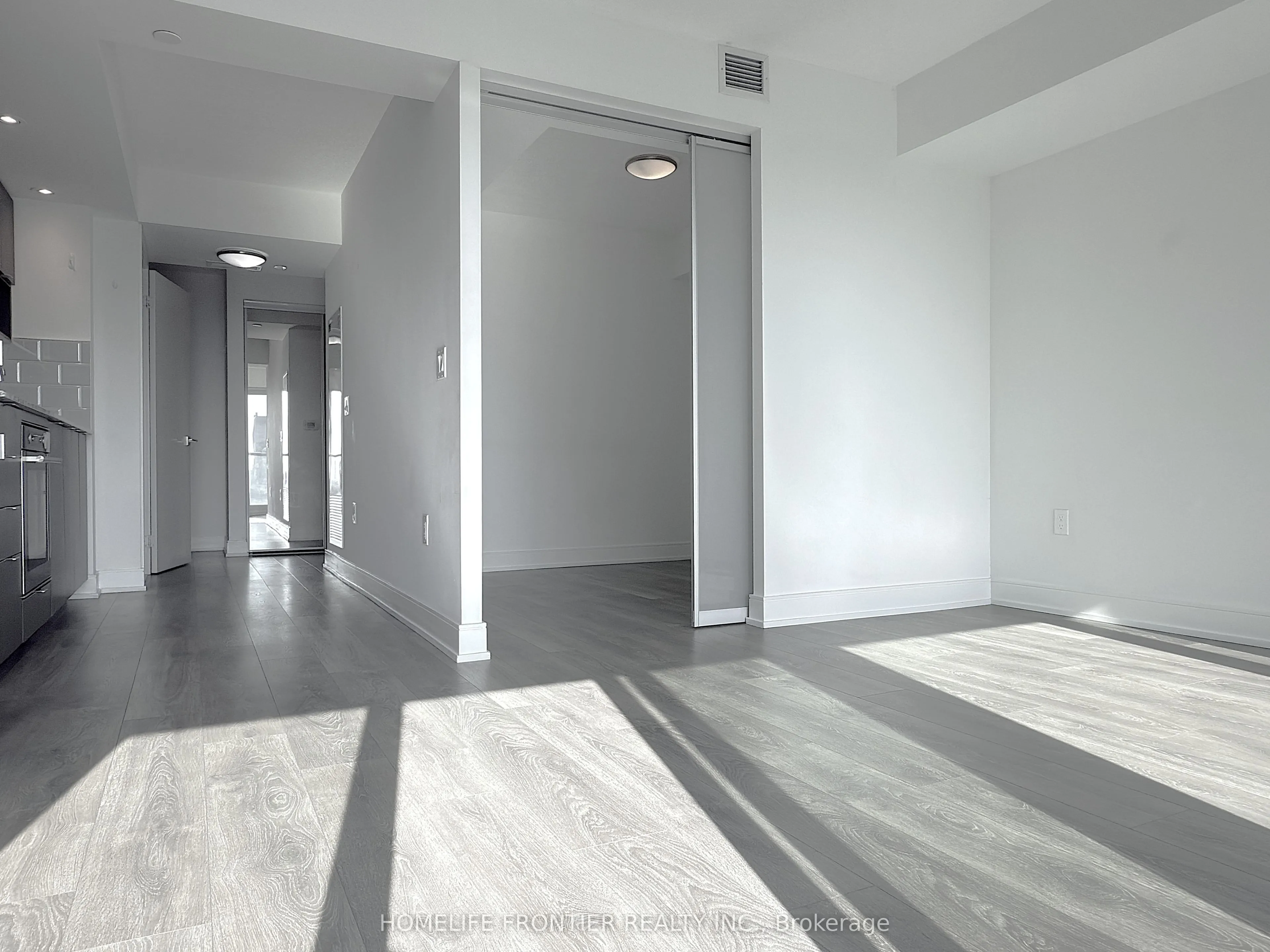 89 McGill Street, #1507