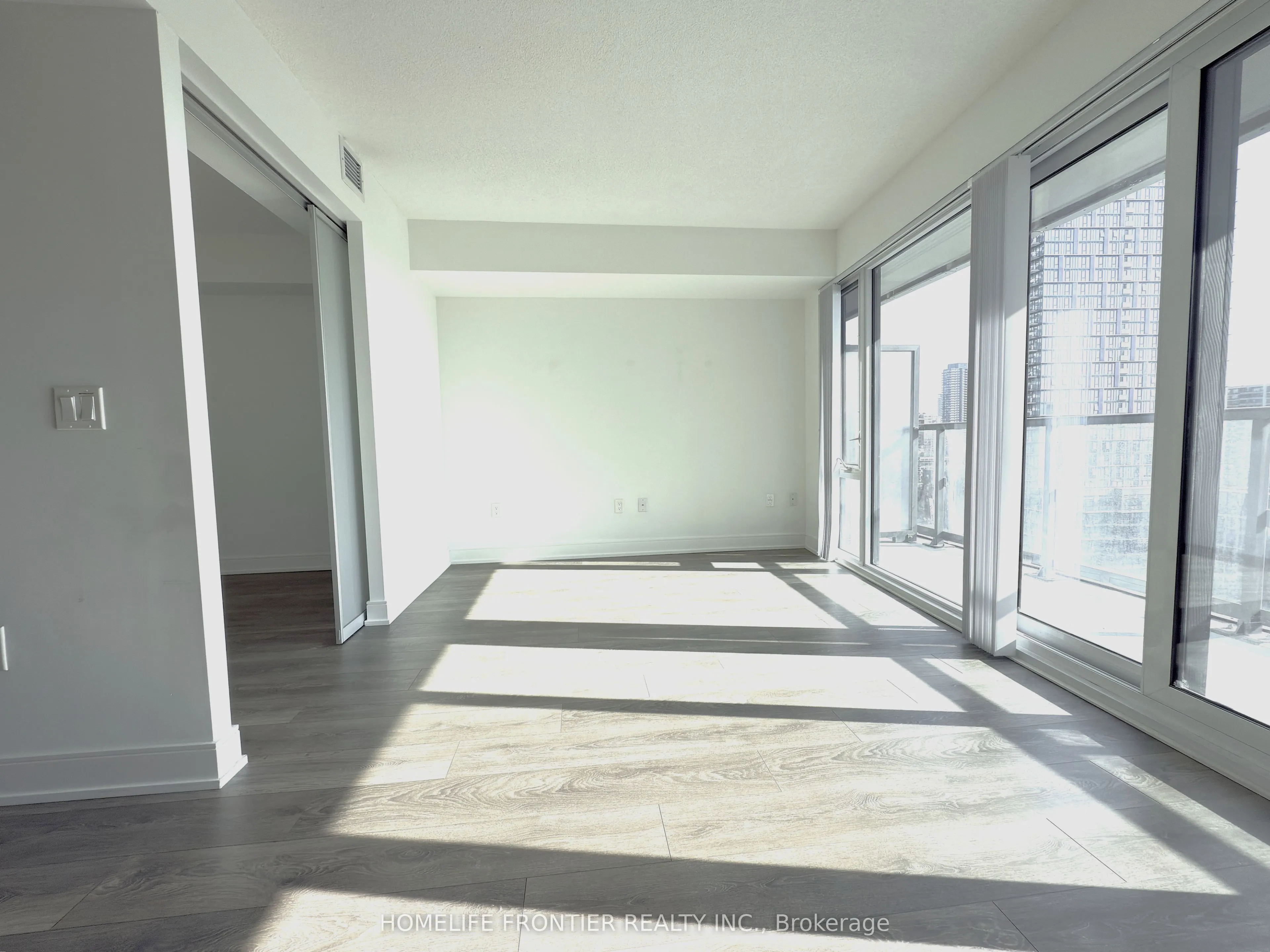 89 McGill Street, #1507