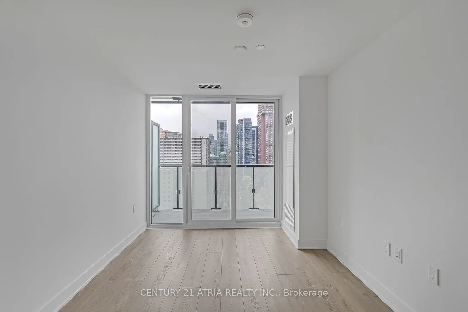 575 Bloor Street E, #1610
