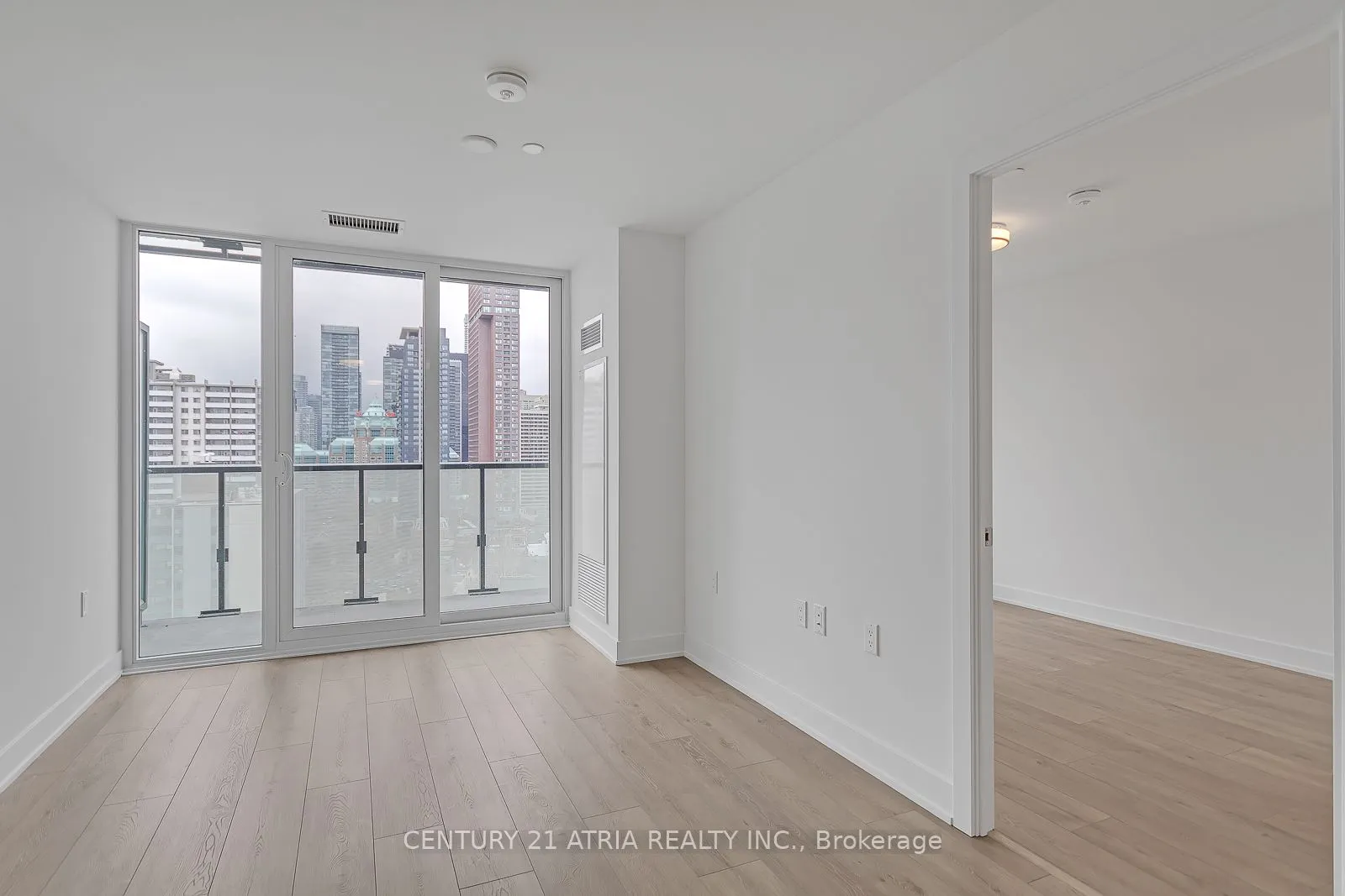 575 Bloor Street E, #1610