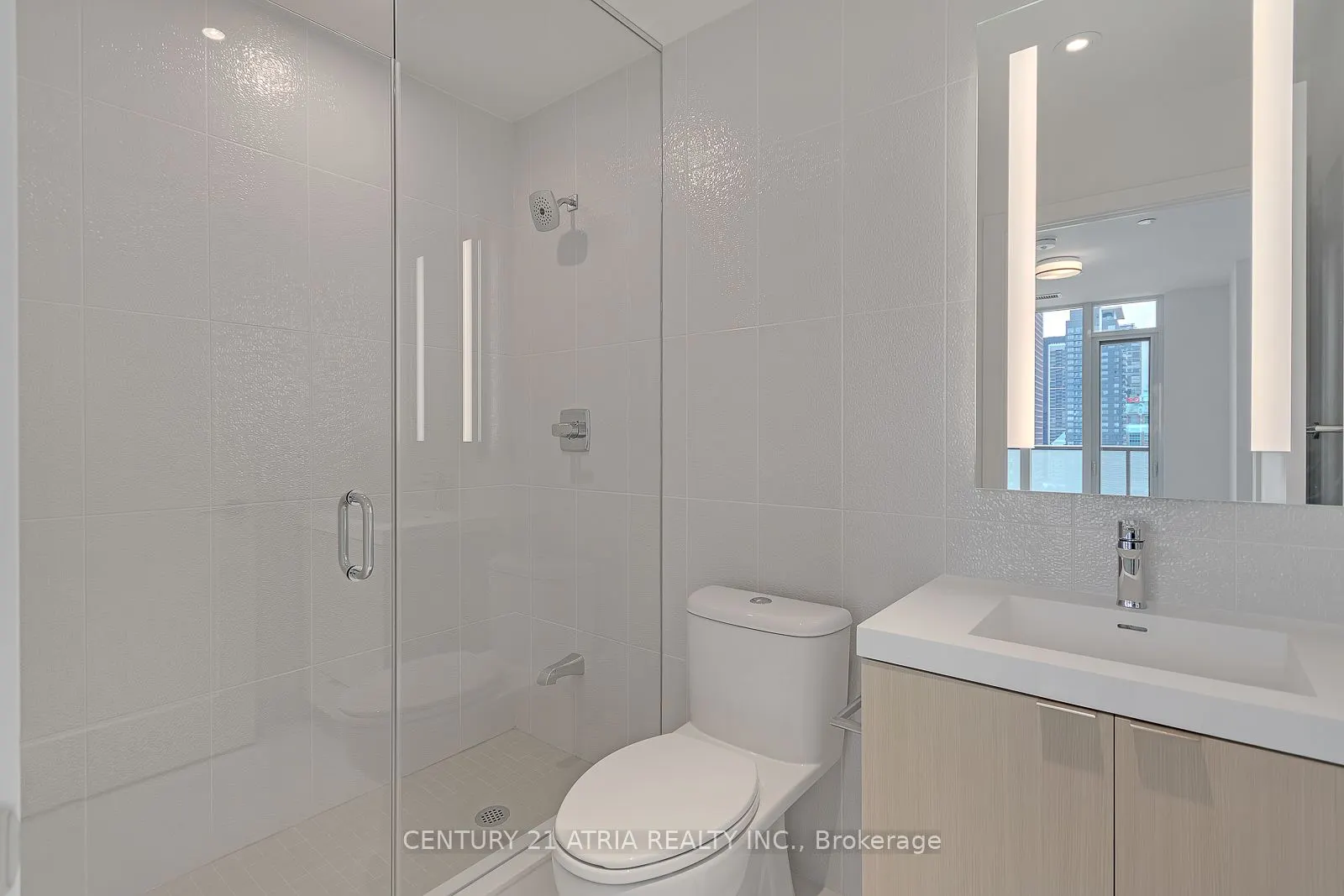 575 Bloor Street E, #1610