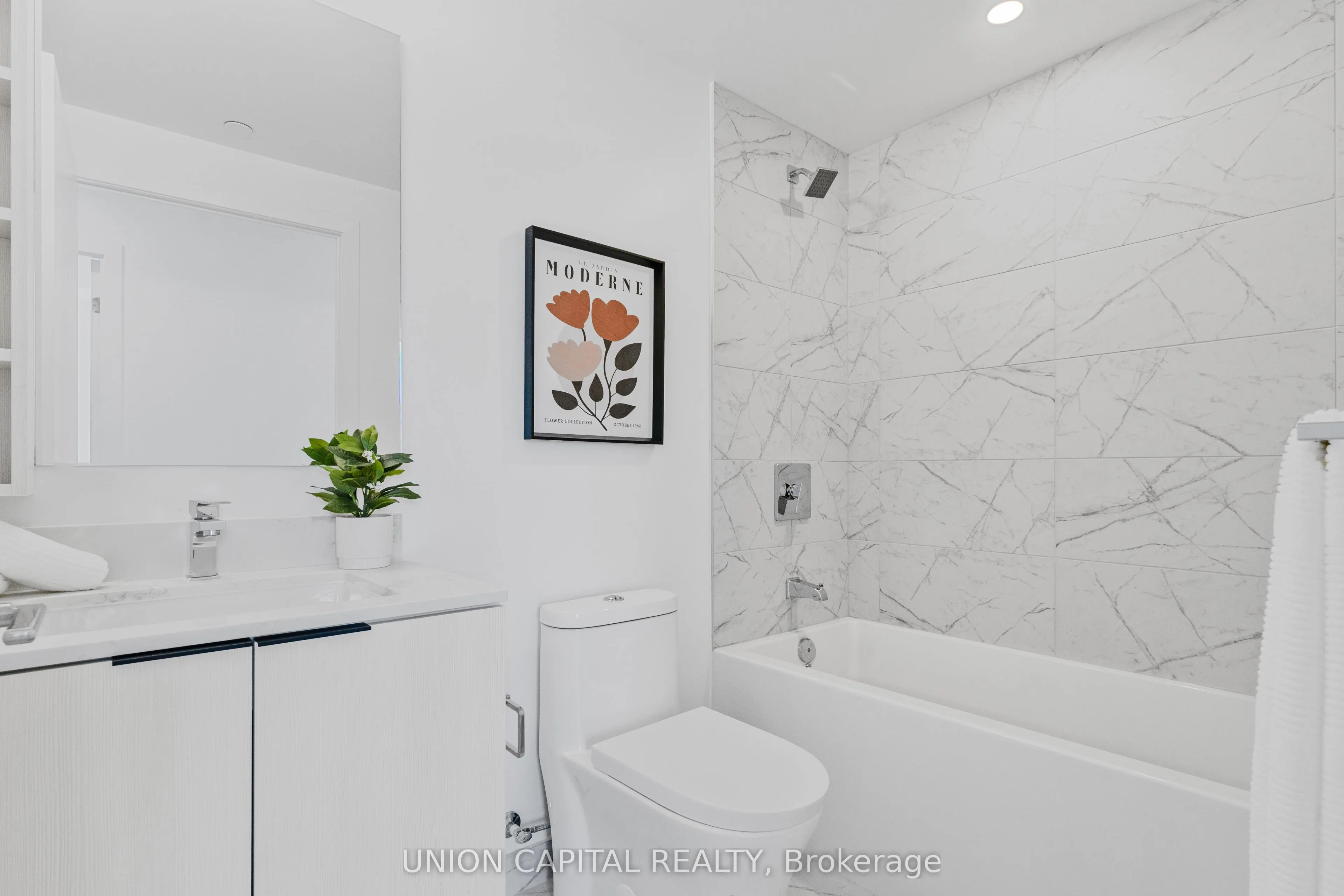 82 DALHOUSIE Street, #3517
