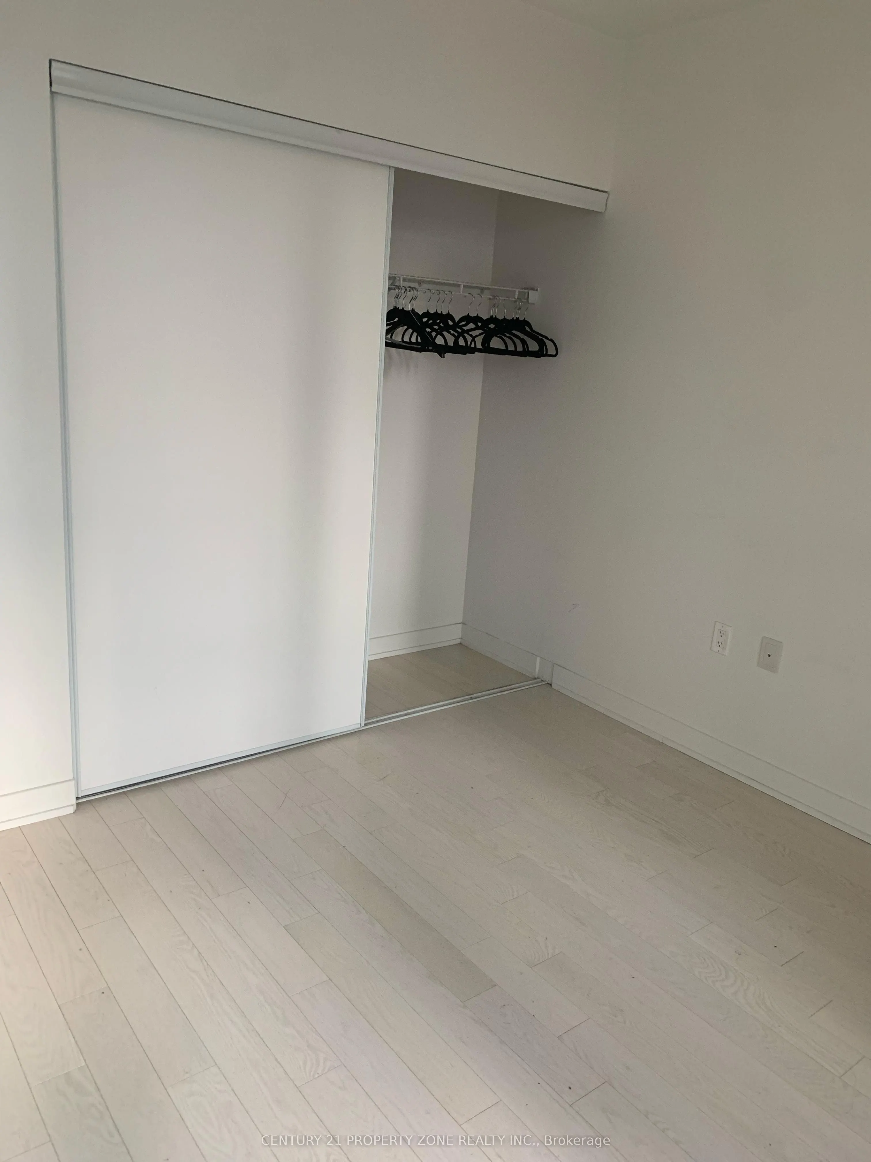 1 The Esplanade Drive, #701