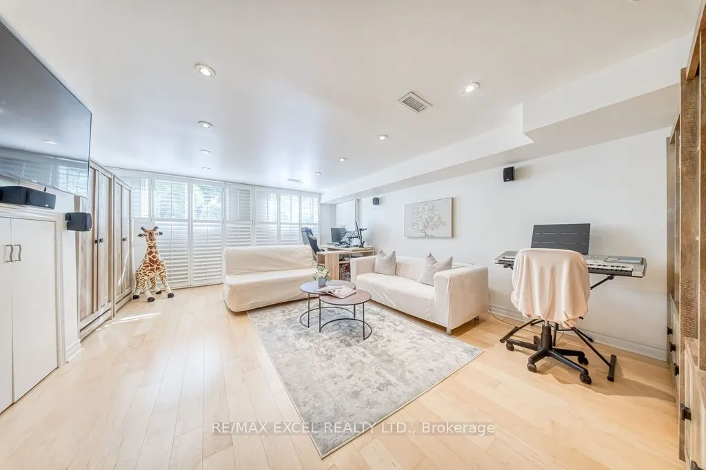 61 Corning Road