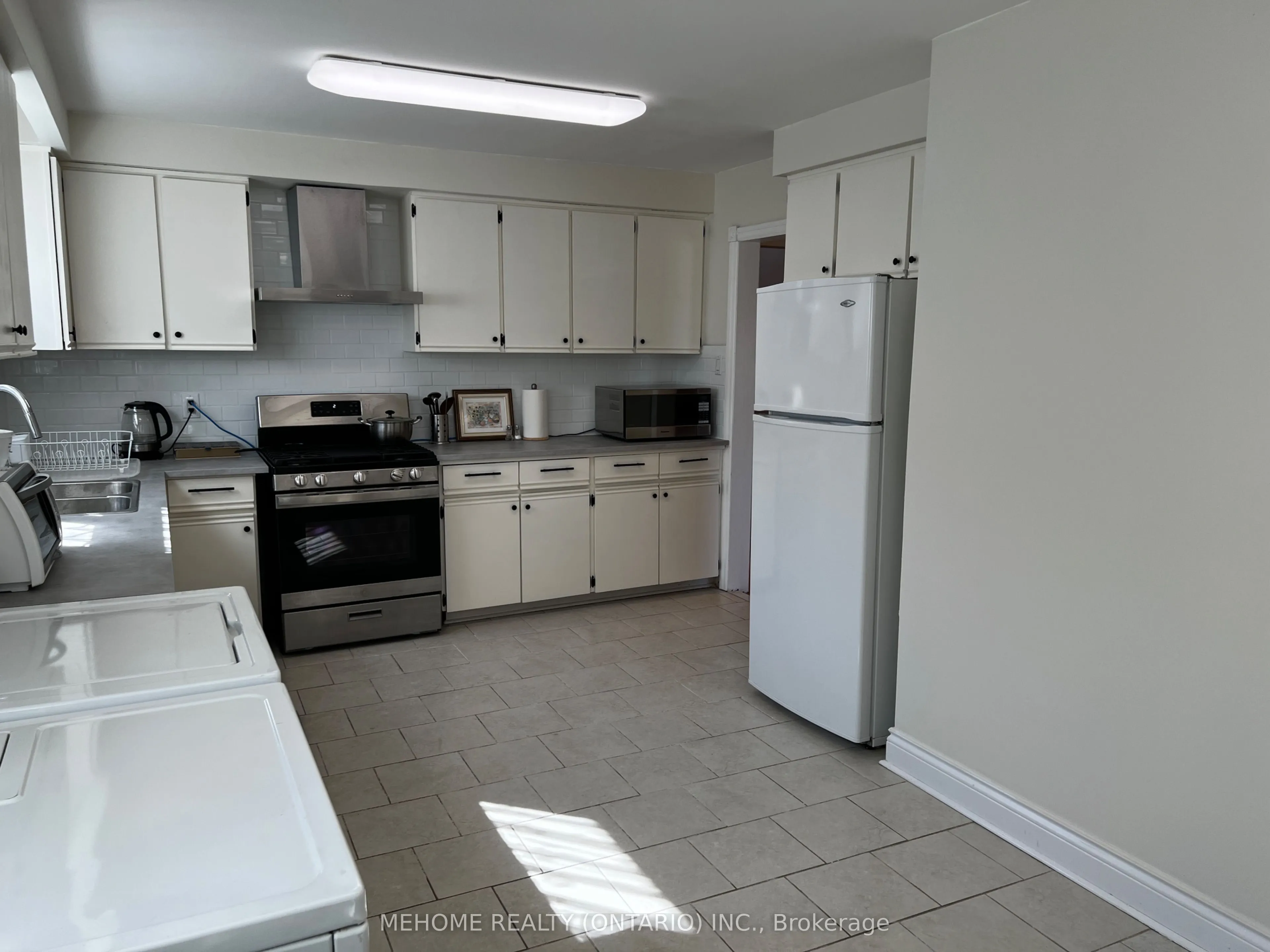 126 Edmonton Drive, #Mater-BR1