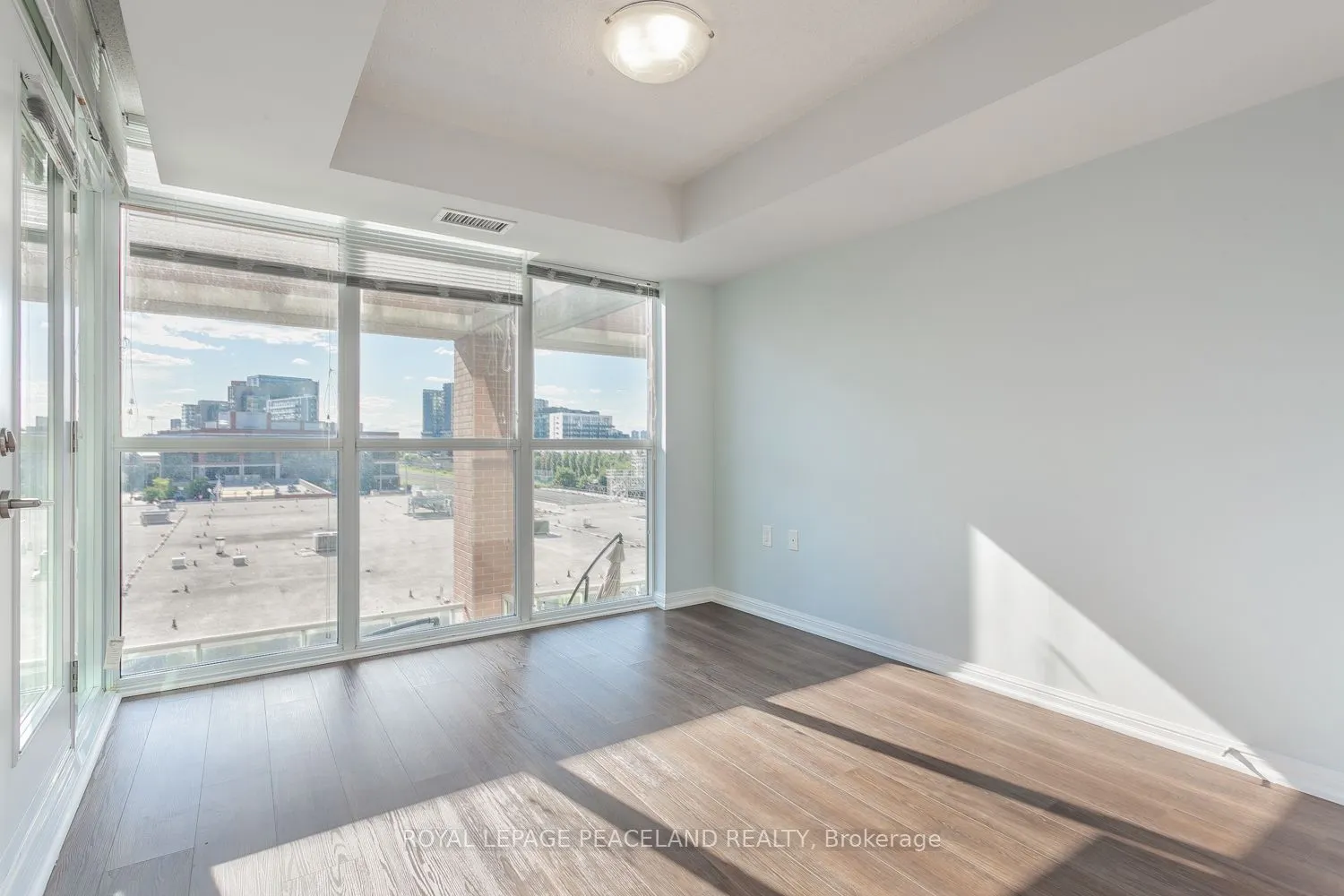 125 Western Battery Road, #512