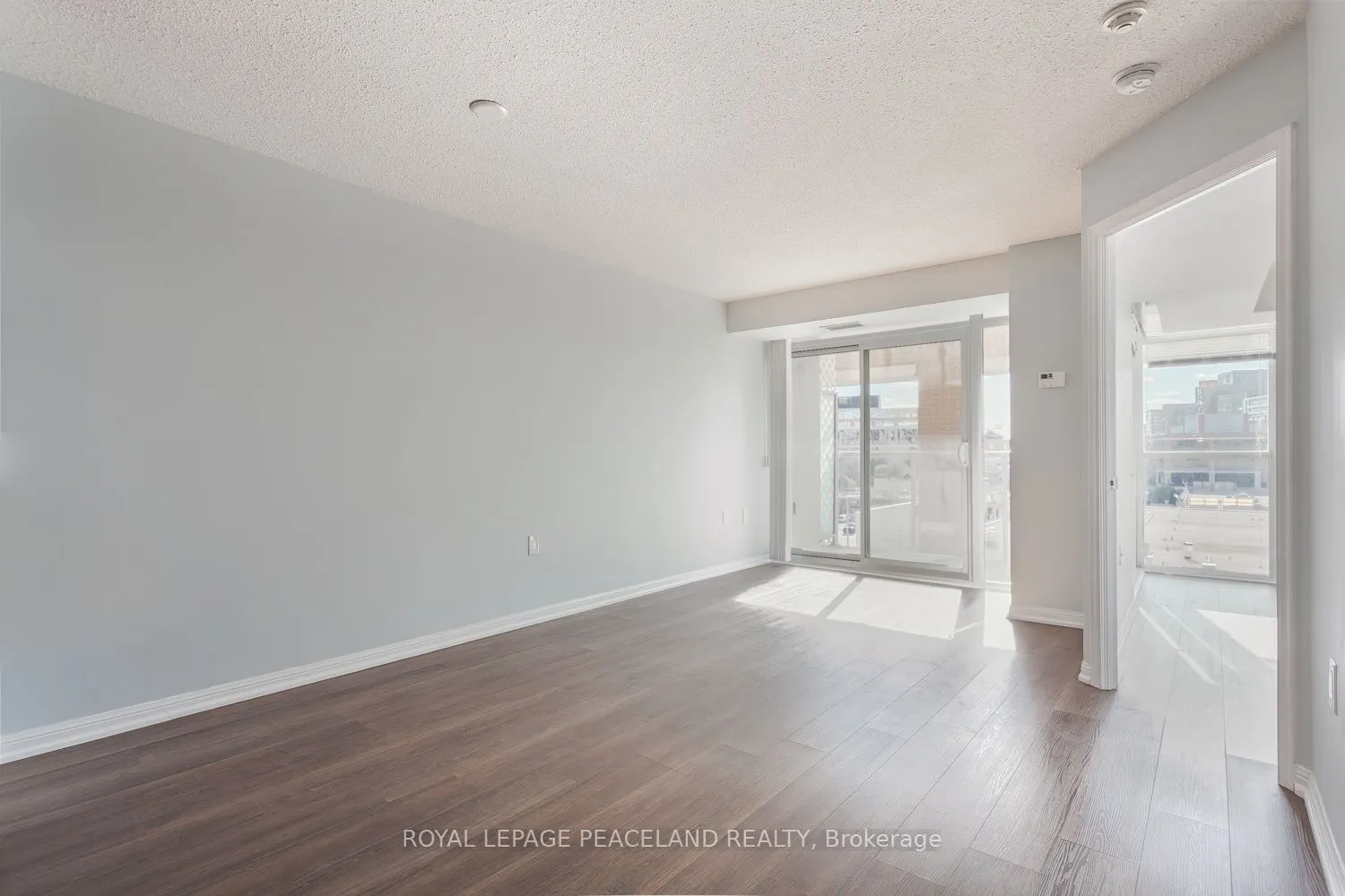 125 Western Battery Road, #512