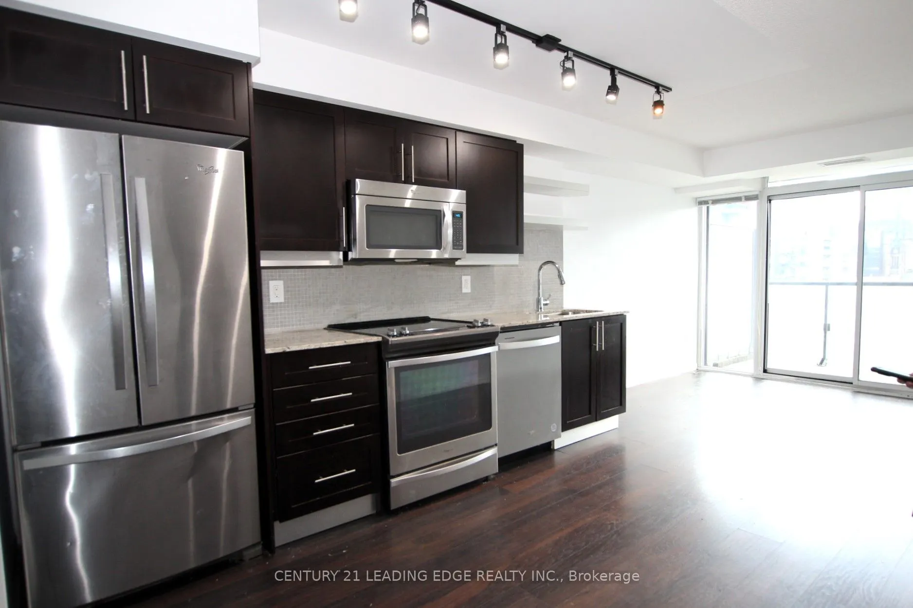 400 Adelaide Street E, #1508