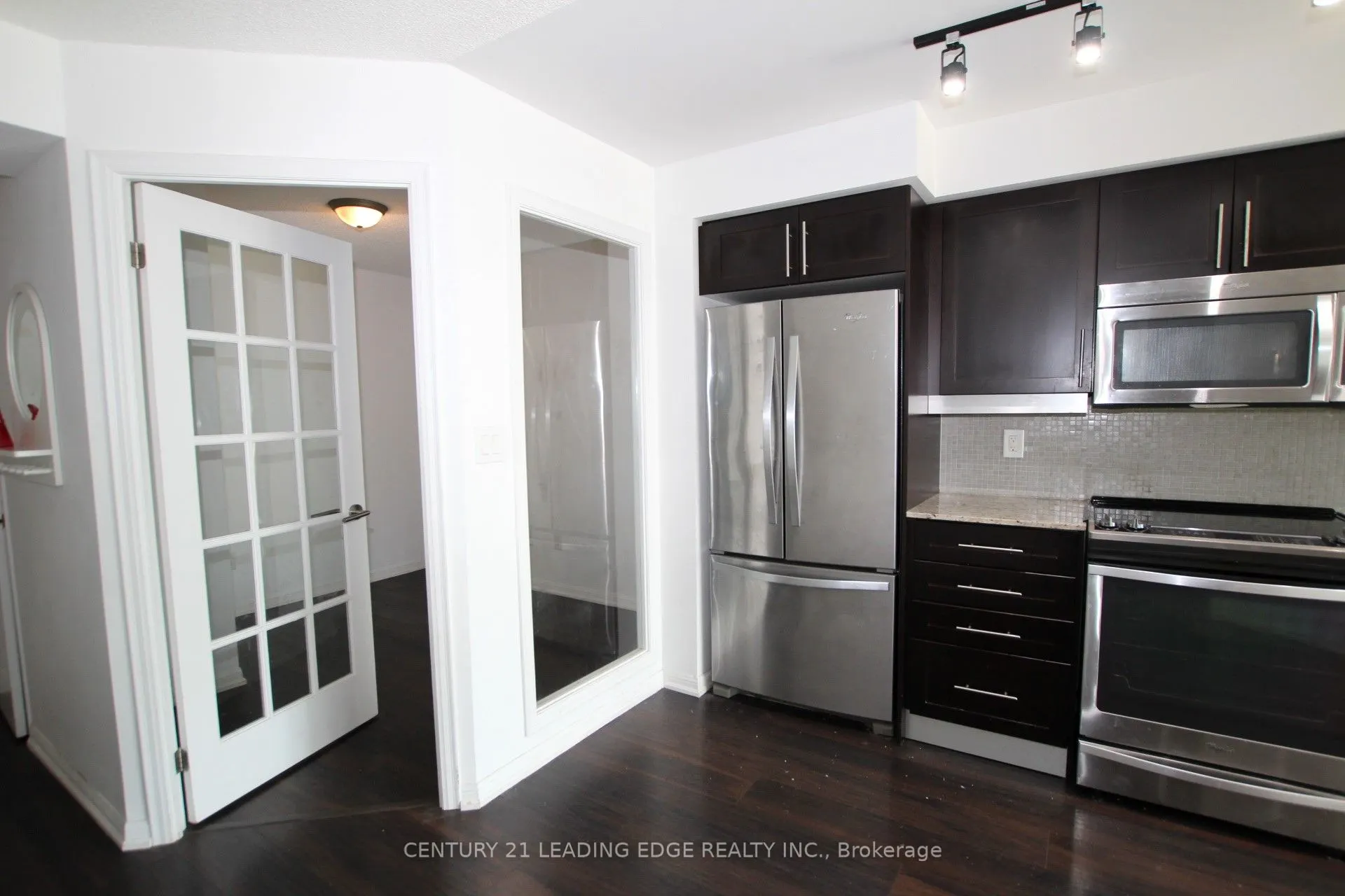 400 Adelaide Street E, #1508