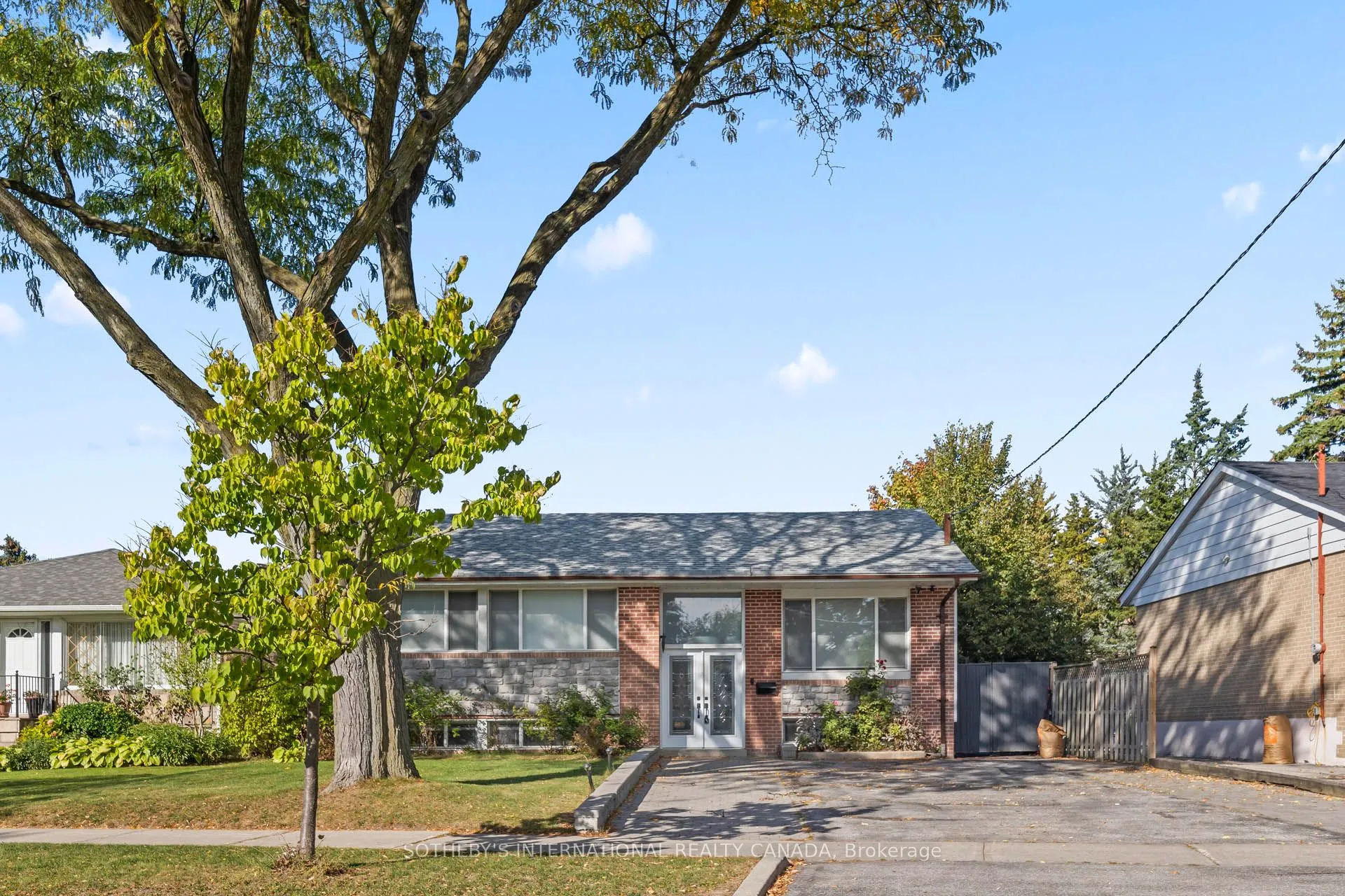 108 Lynedock Crescent