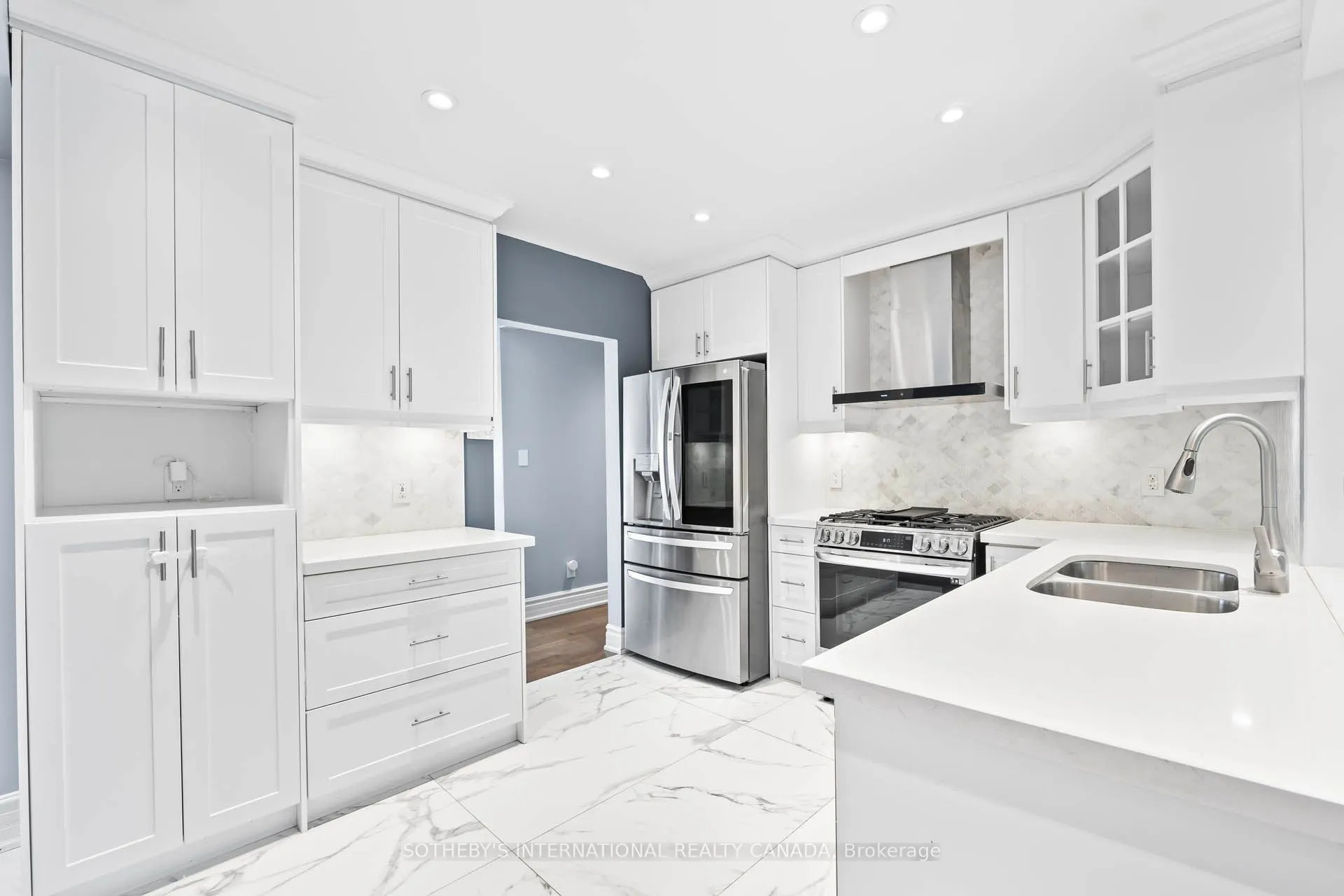 108 Lynedock Crescent
