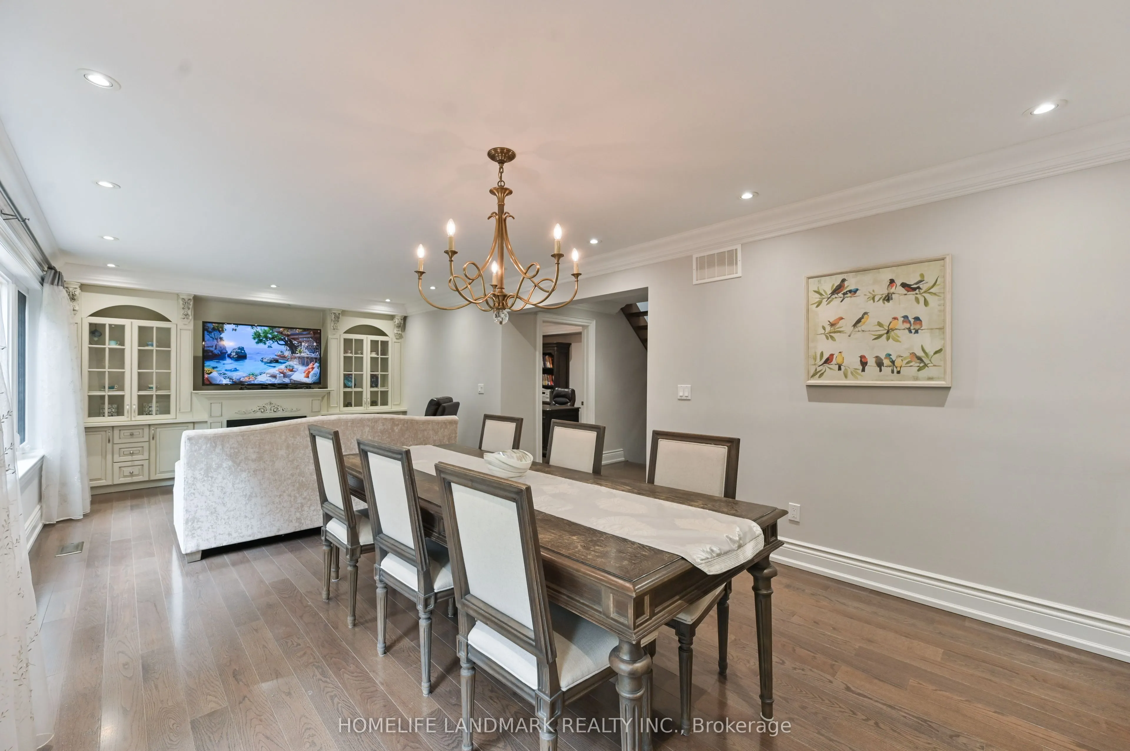 10 Loganberry Crescent