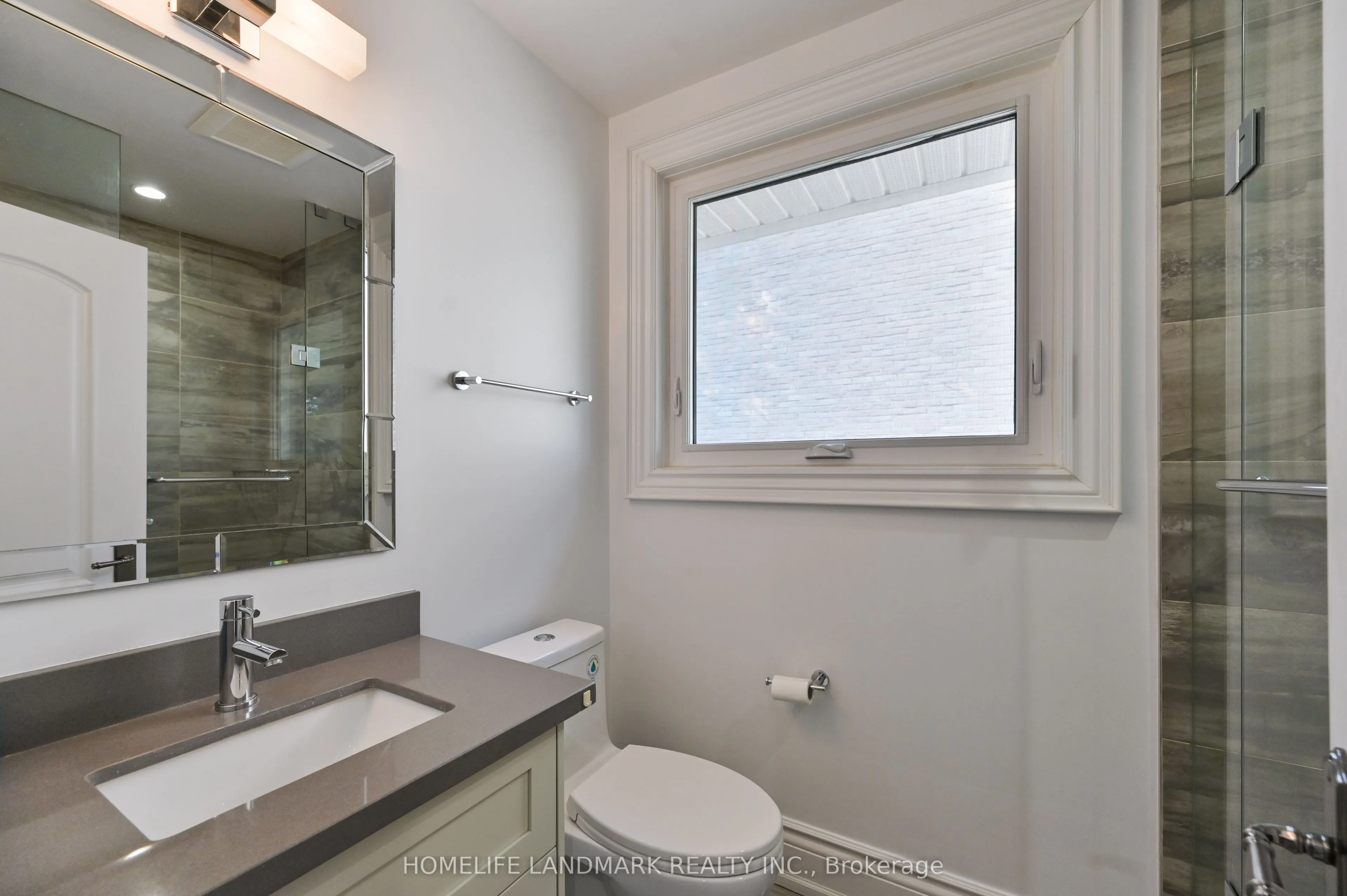 10 Loganberry Crescent