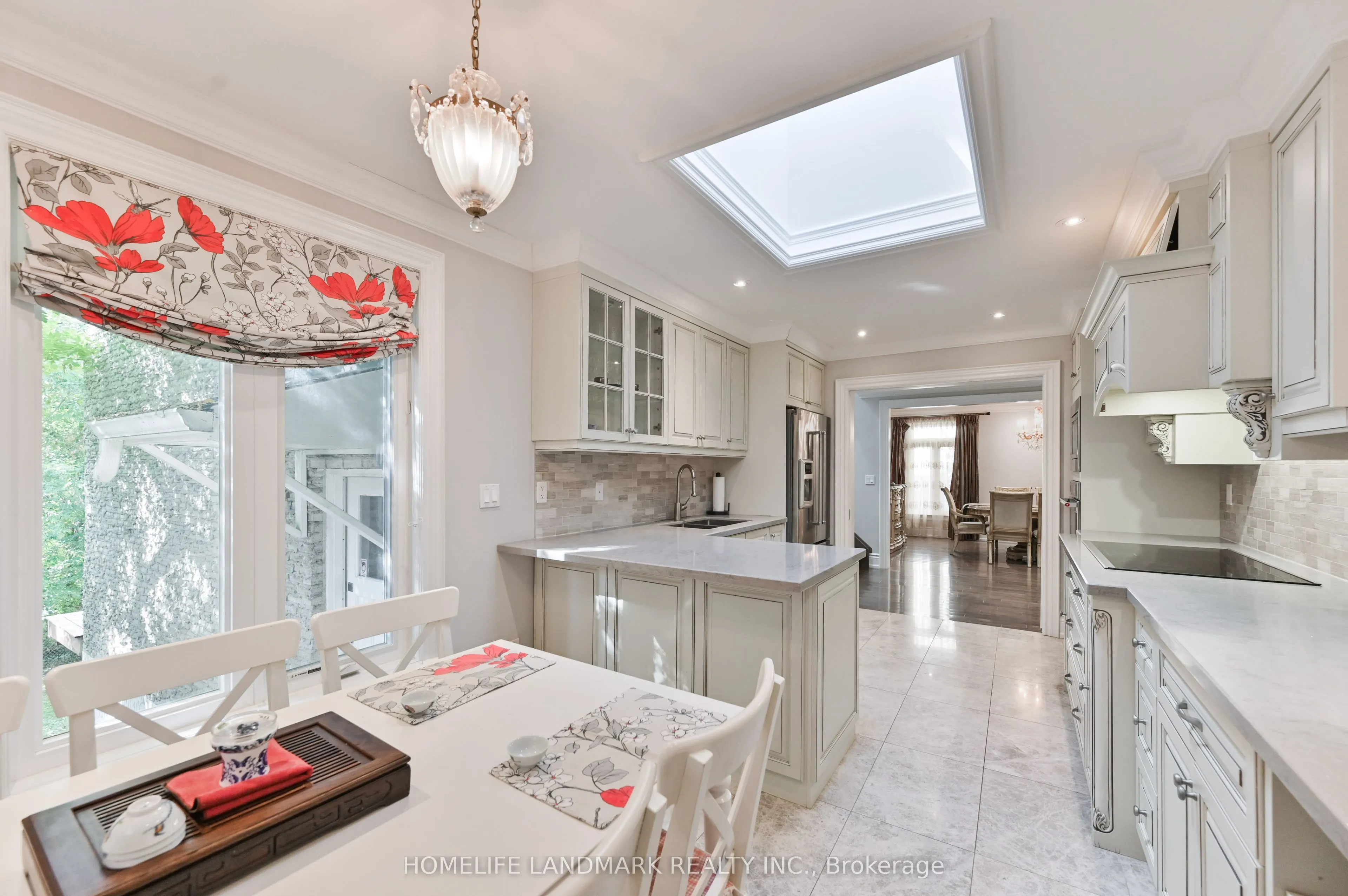 10 Loganberry Crescent