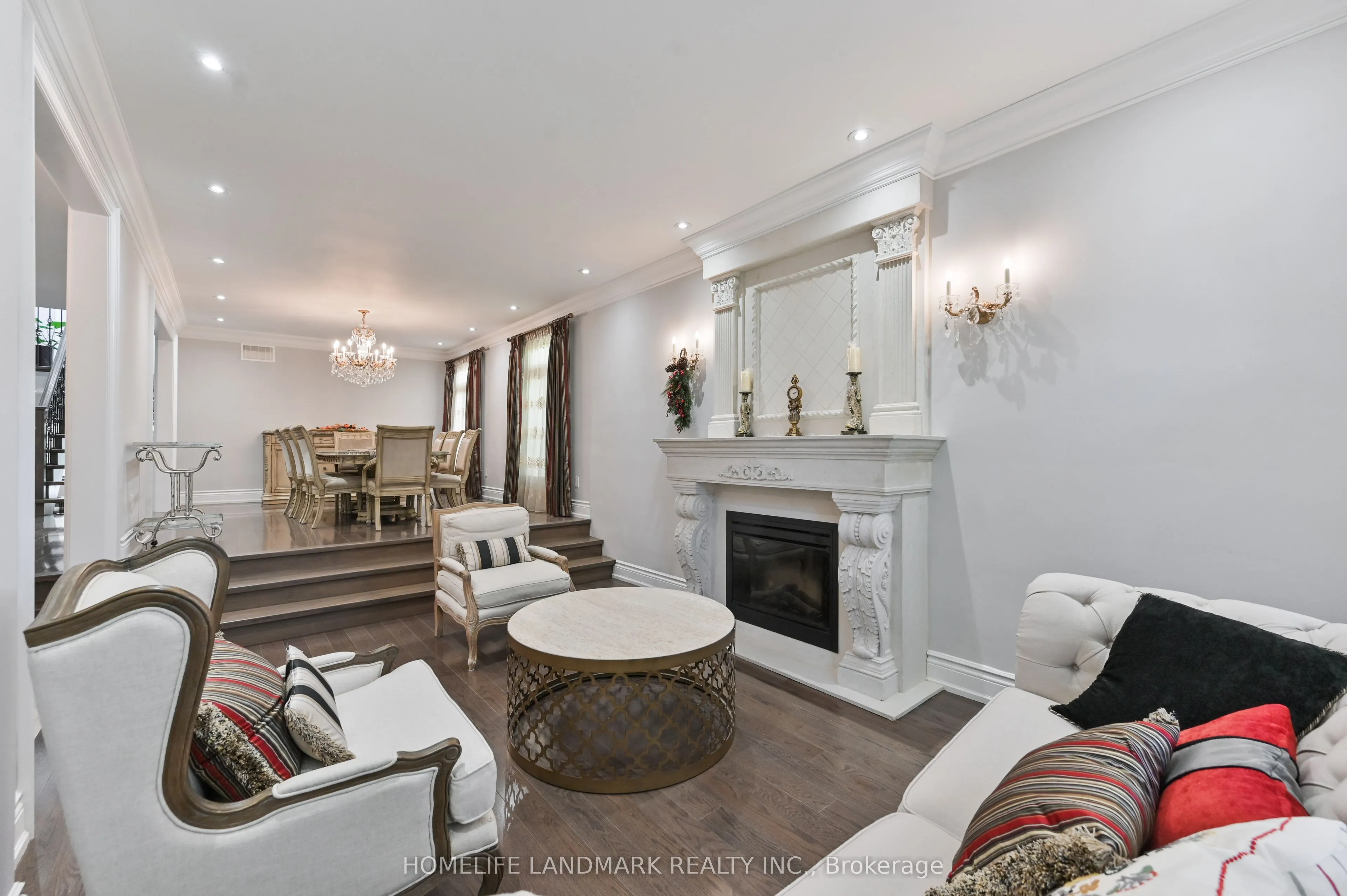 10 Loganberry Crescent
