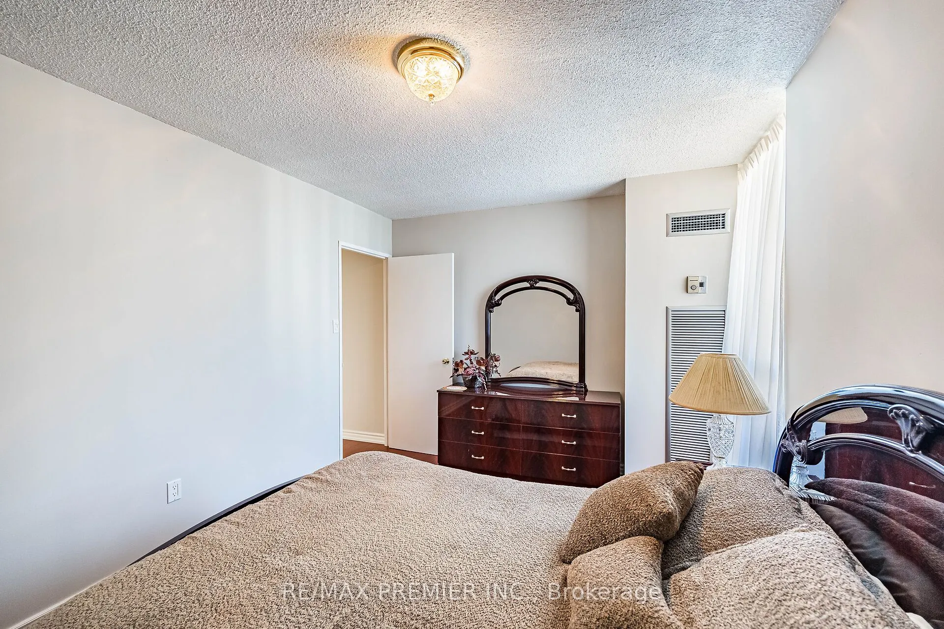 75 Graydon Hall Drive, #2308