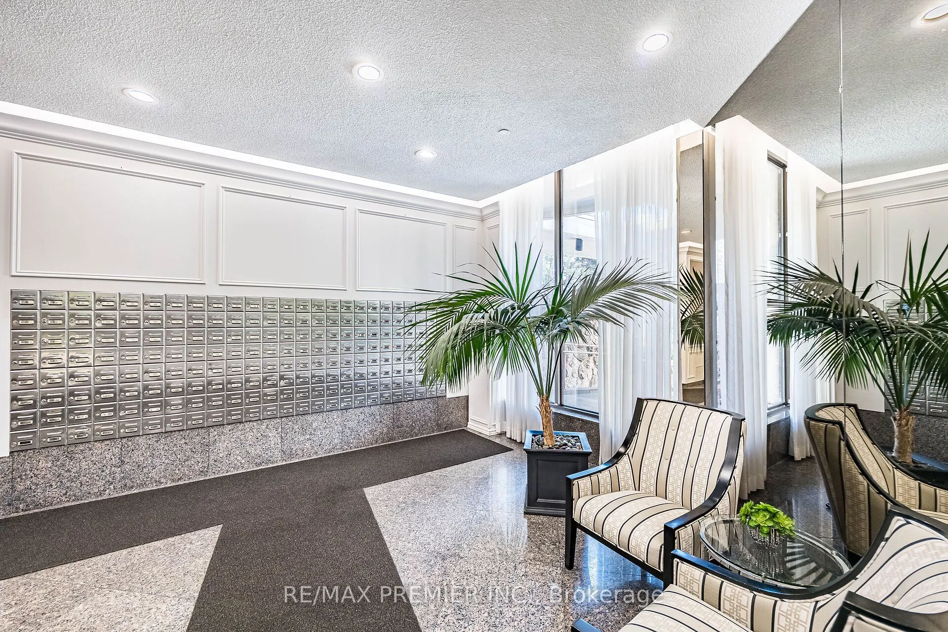 75 Graydon Hall Drive, #2308
