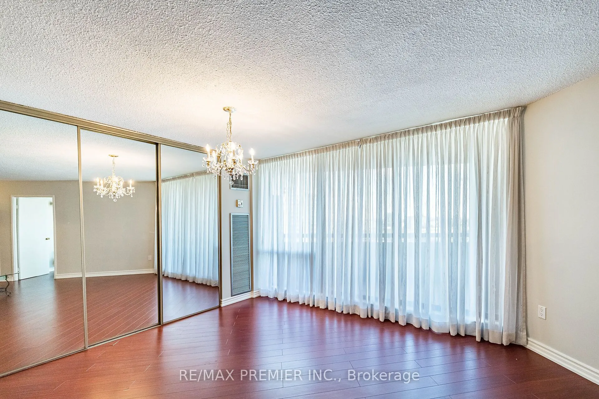 75 Graydon Hall Drive, #2308