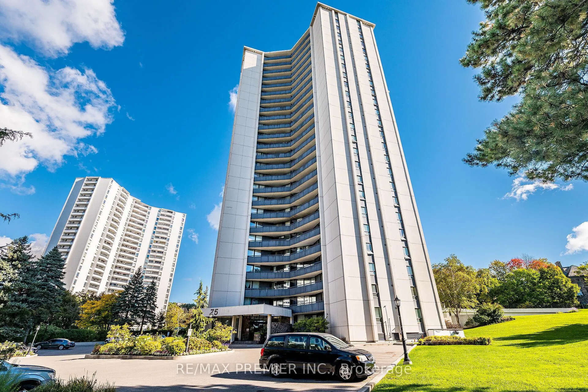 75 Graydon Hall Drive, #2308
