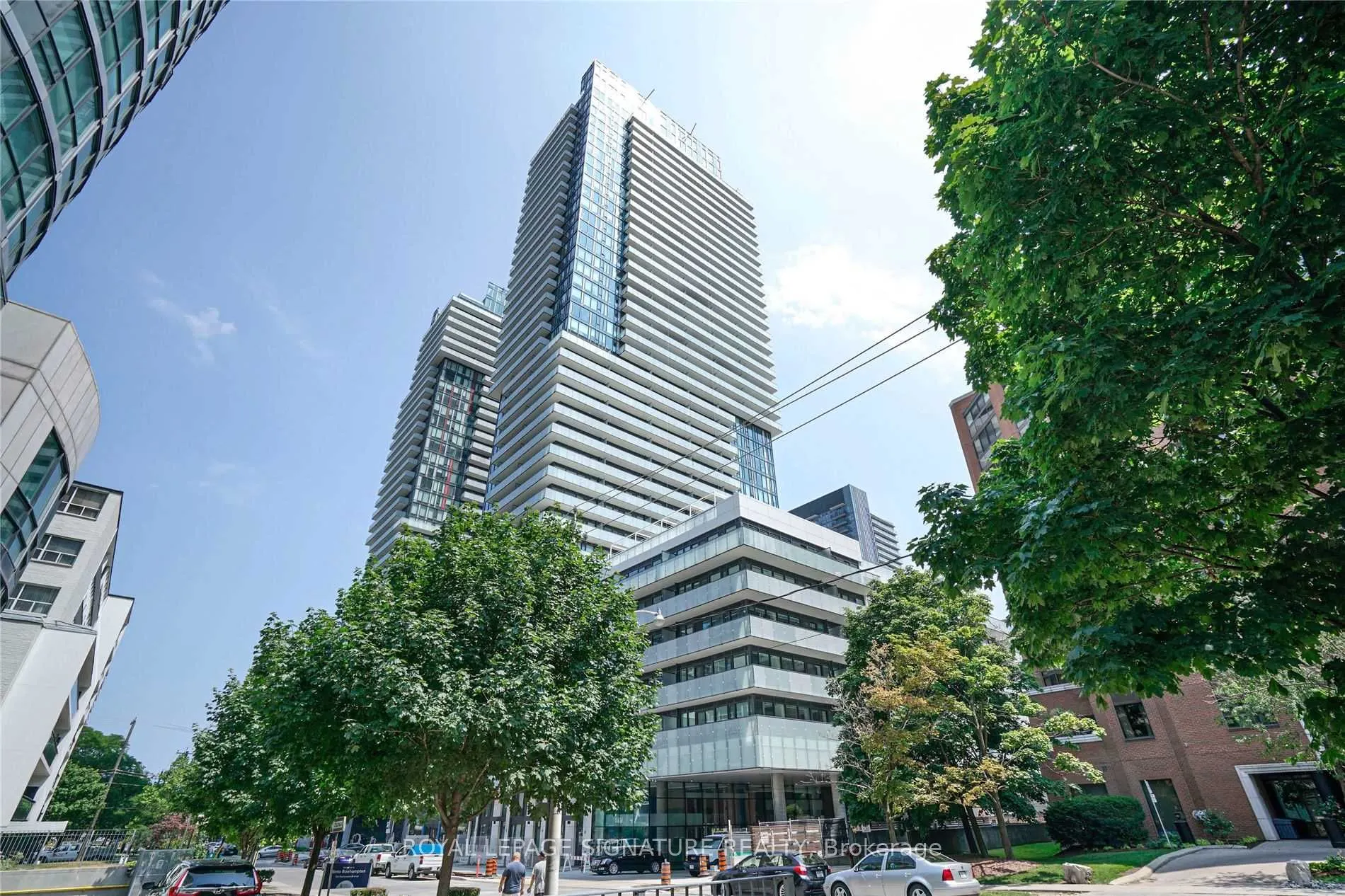 161 Roehampton Avenue, #4202