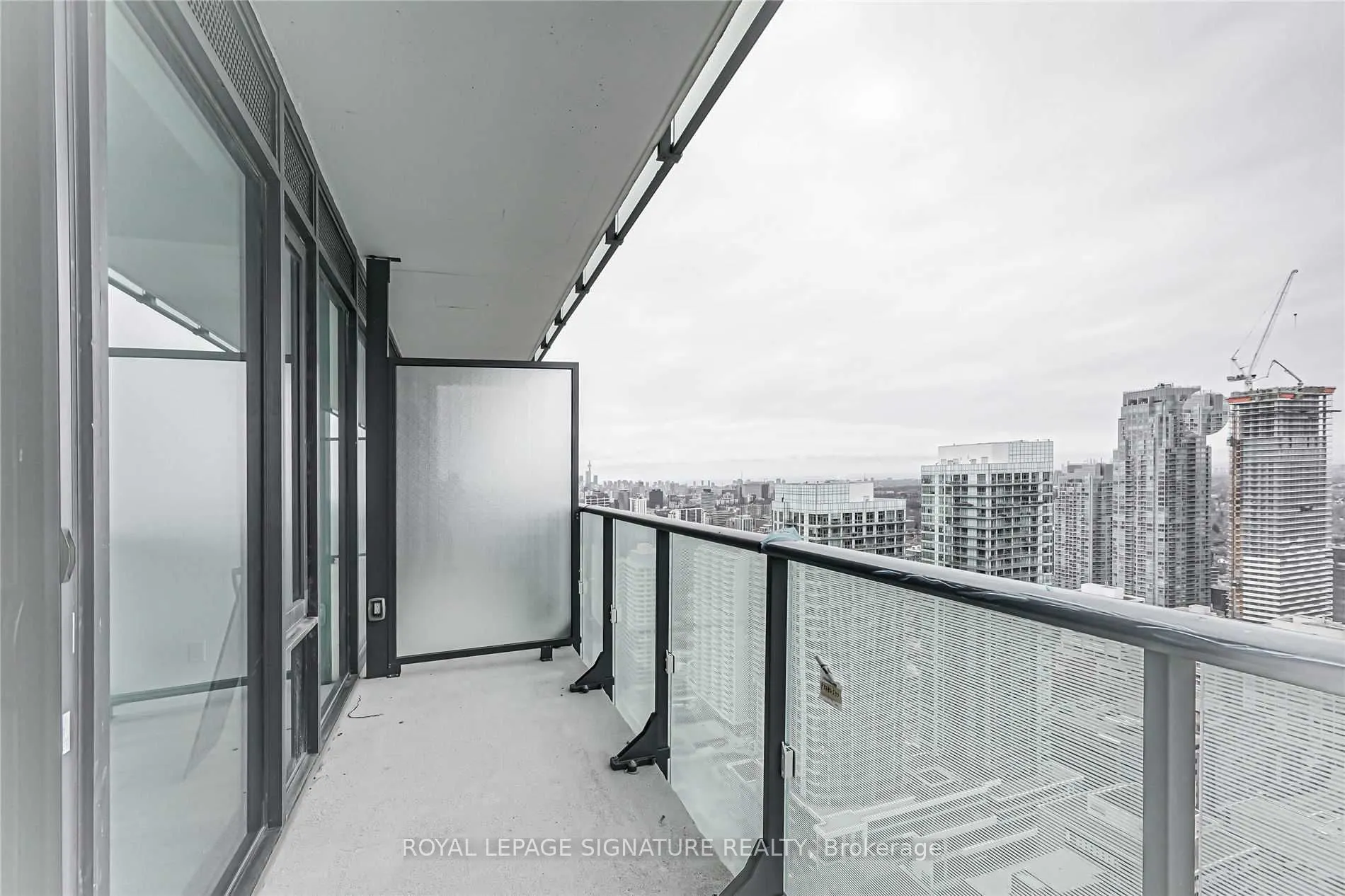 161 Roehampton Avenue, #4202