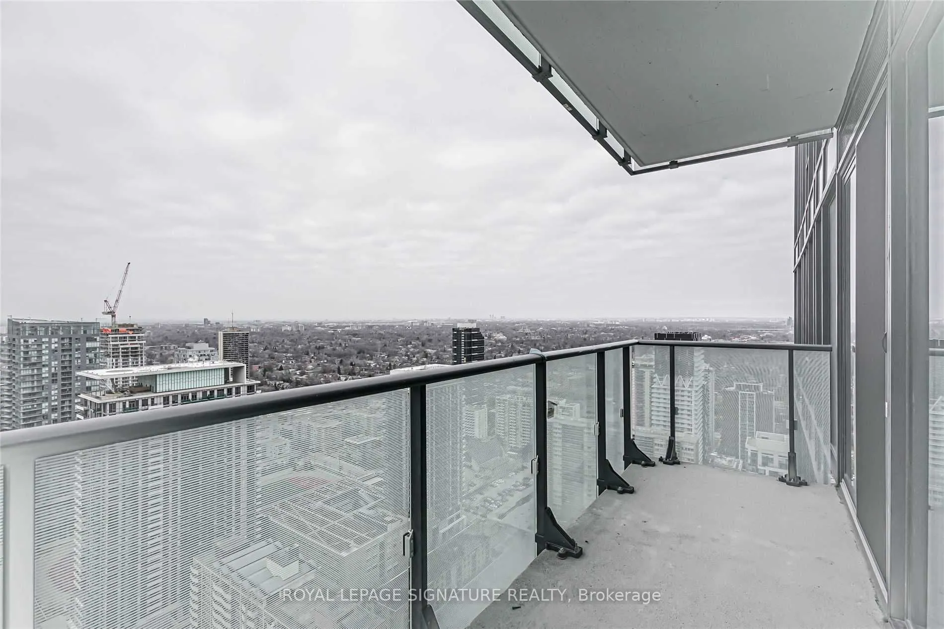 161 Roehampton Avenue, #4202