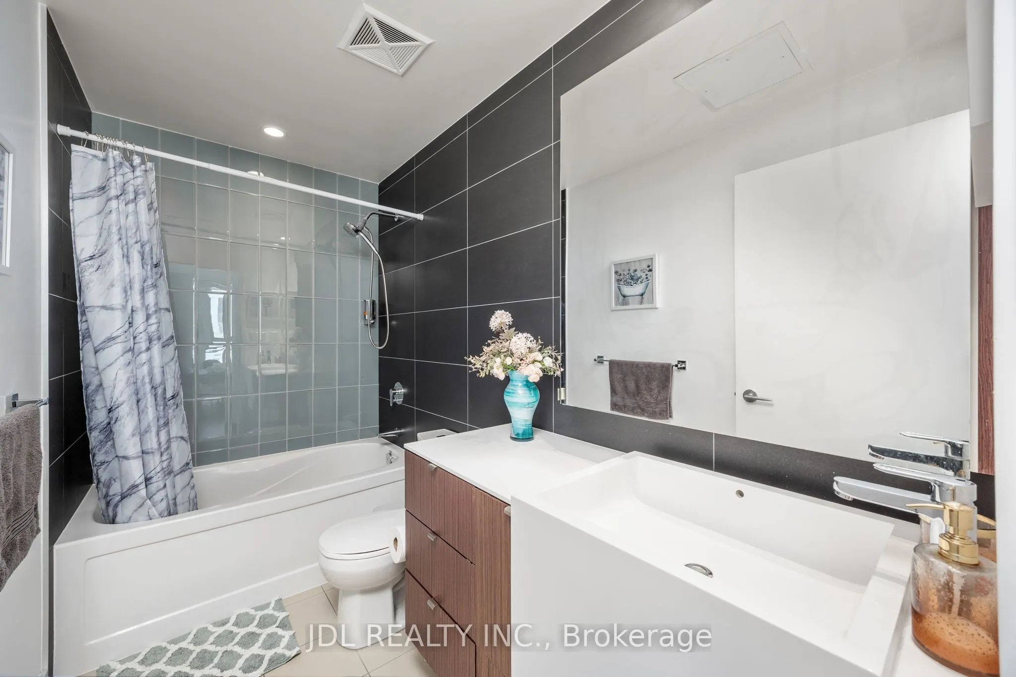 21 Iceboat Terrace, #4606