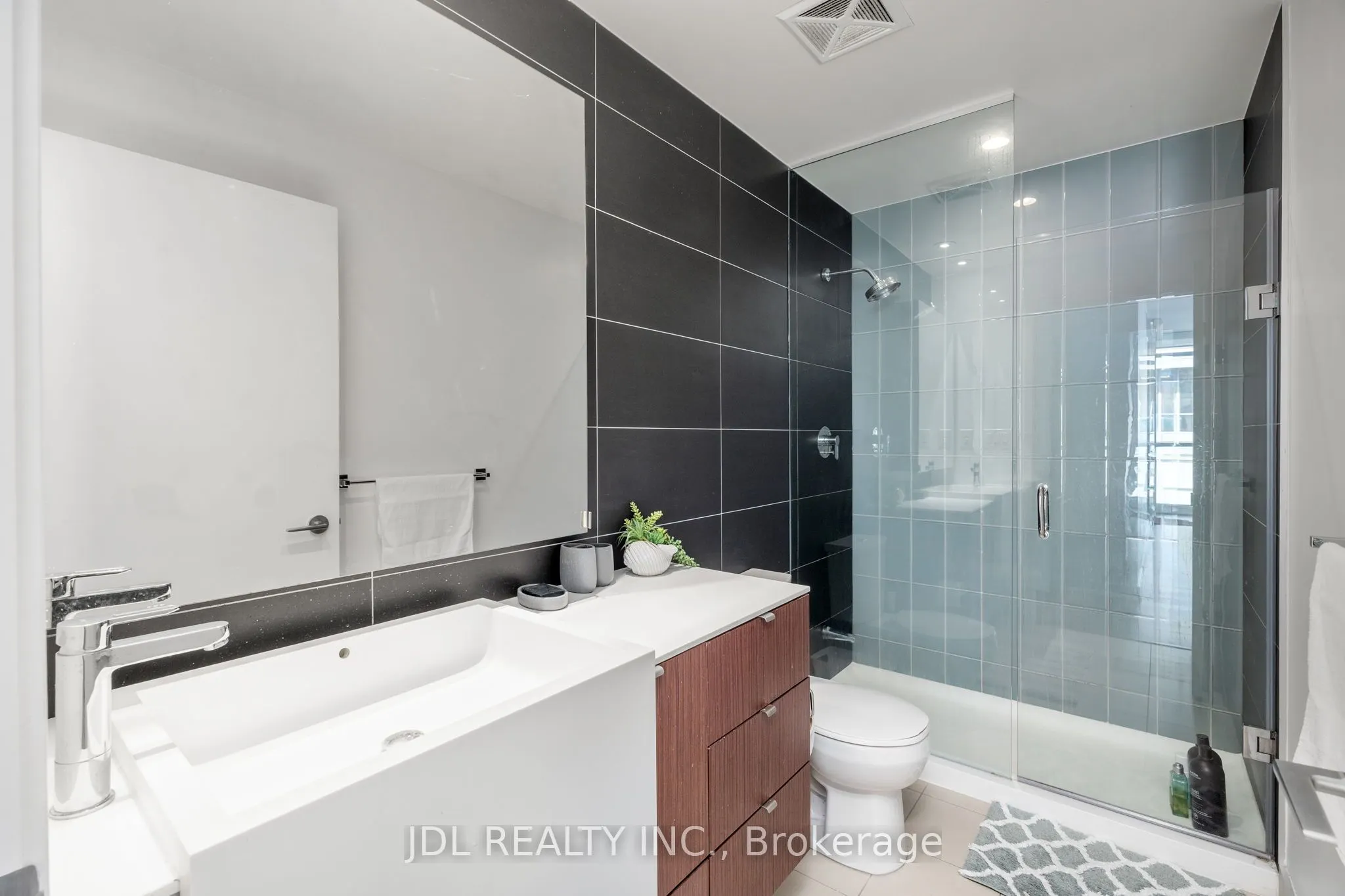 21 Iceboat Terrace, #4606