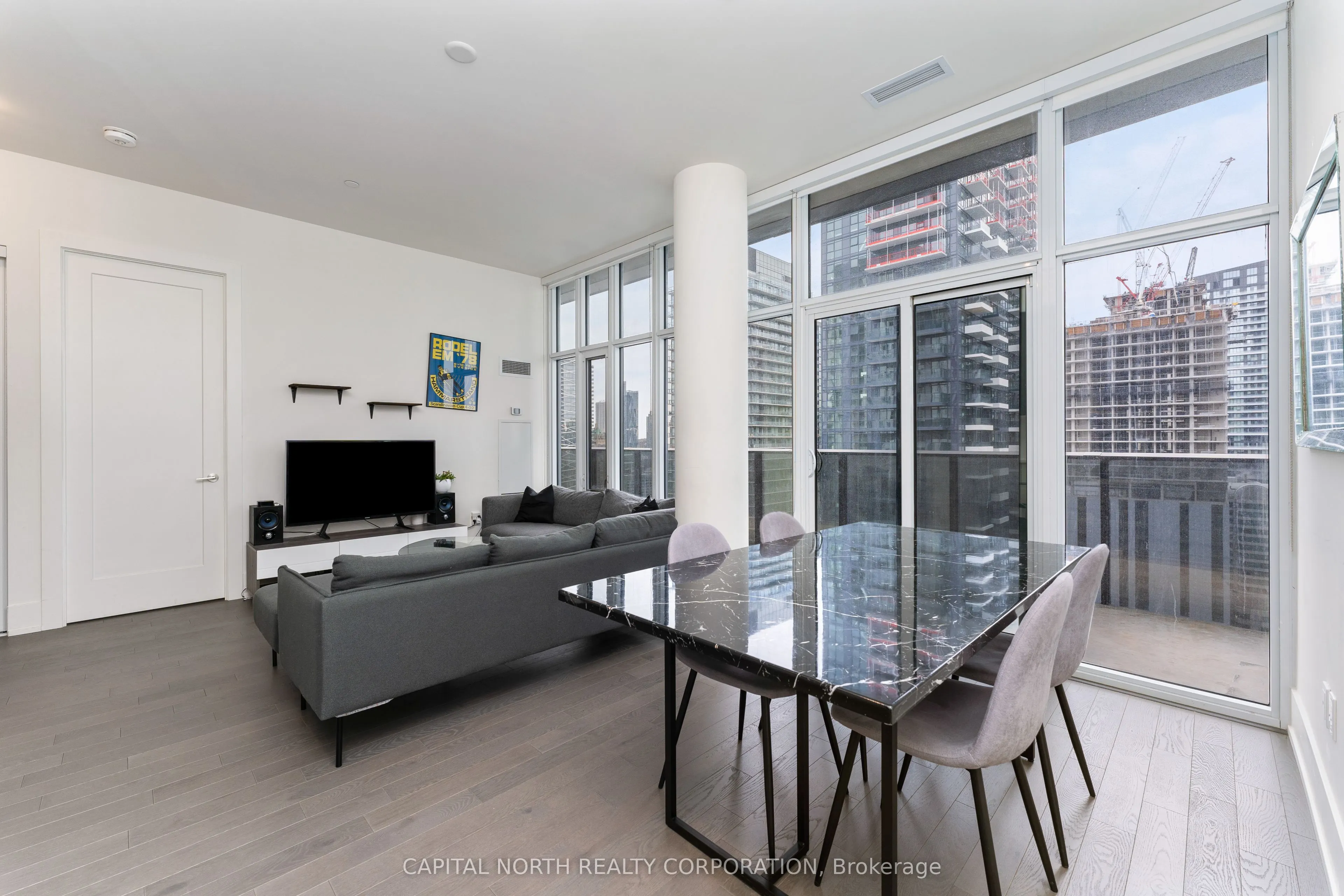 330 Richmond Street W, #Ph 02