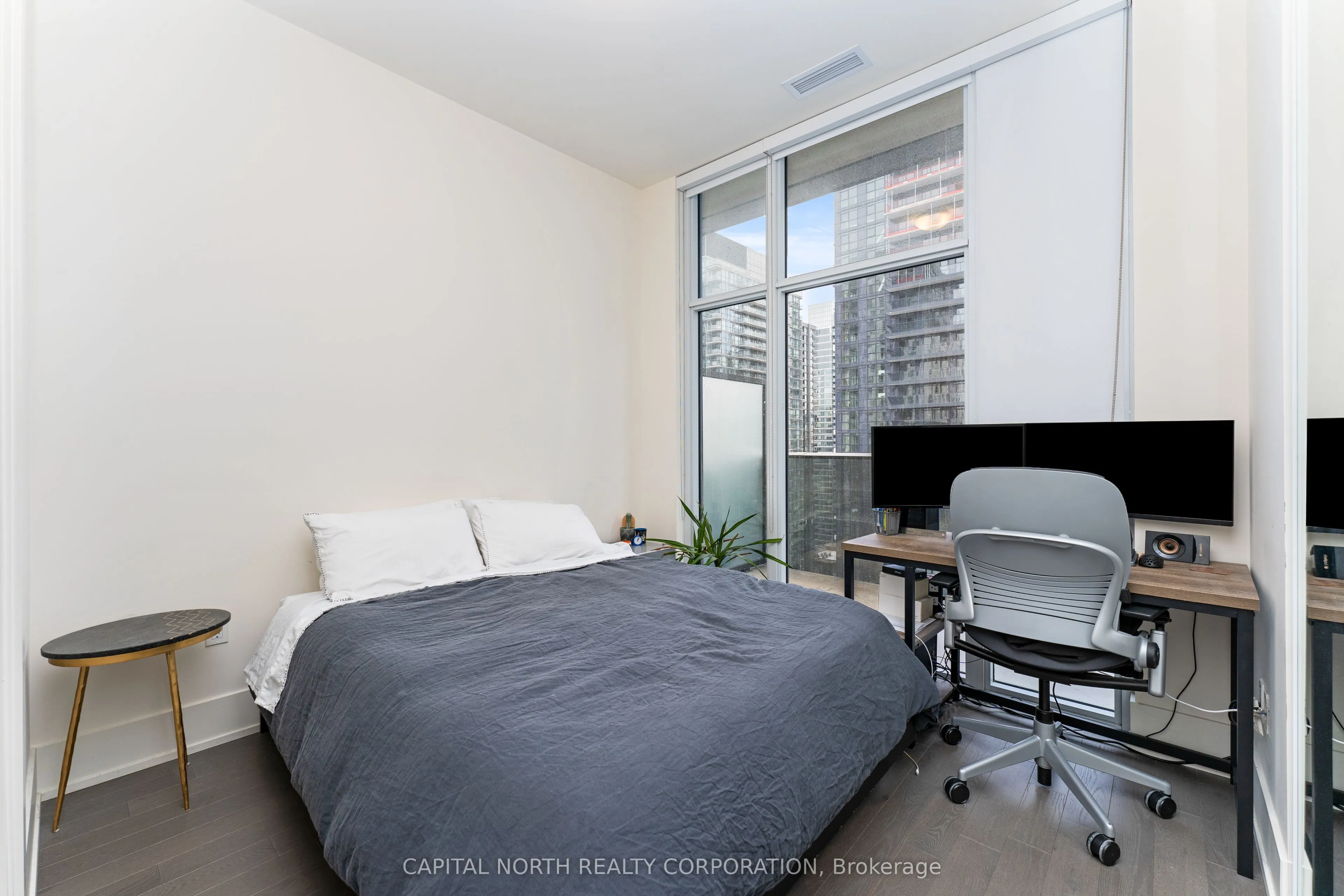 330 Richmond Street W, #Ph 02