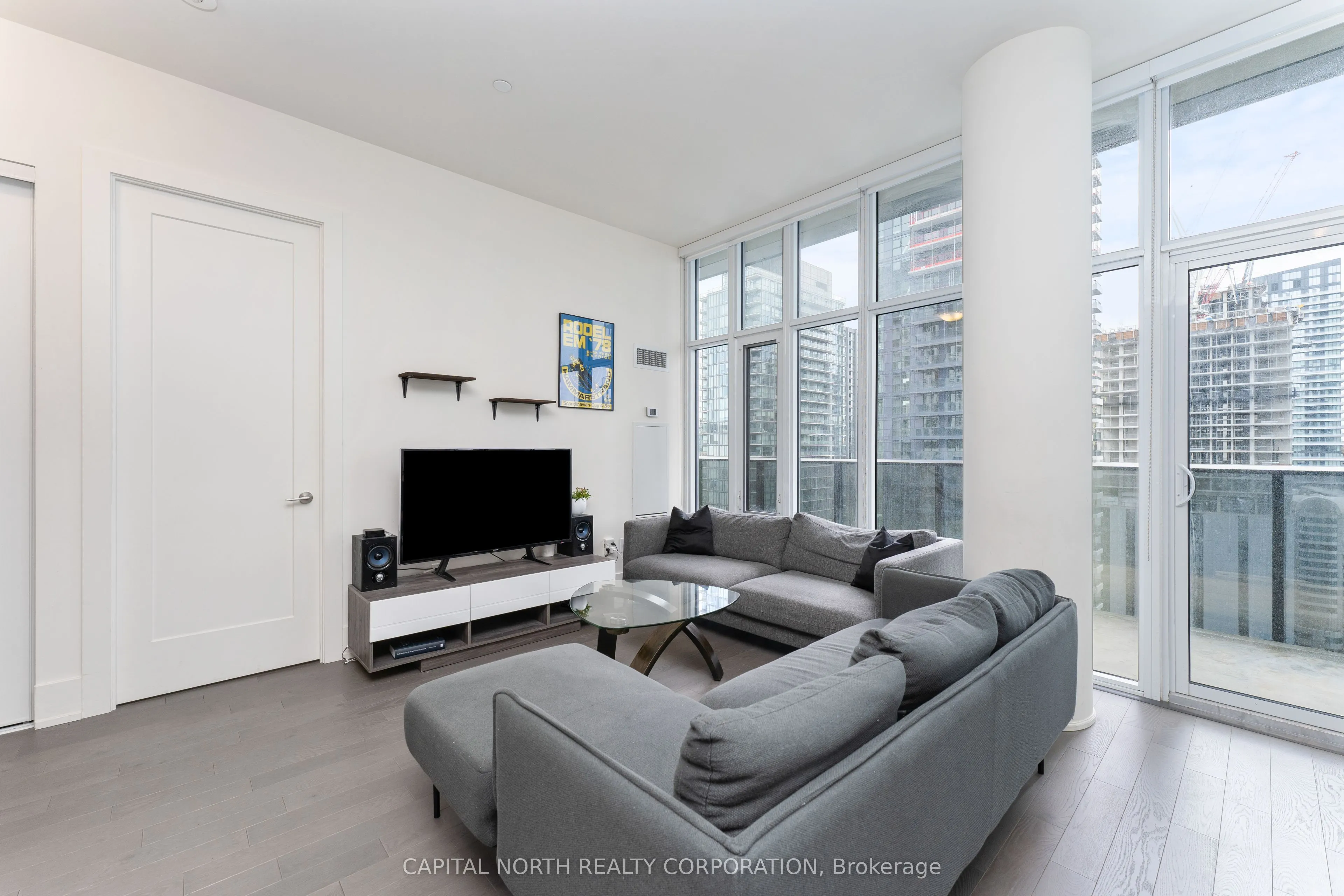 330 Richmond Street W, #Ph 02