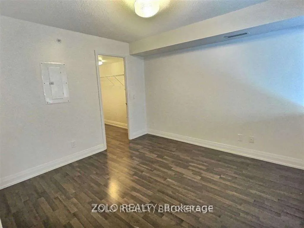 555 Wilson Avenue, #E204