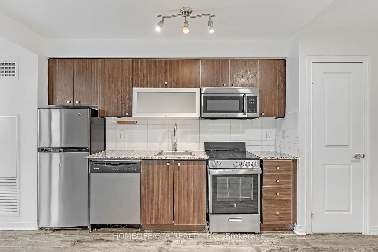 2015 Sheppard Avenue E, #1101
