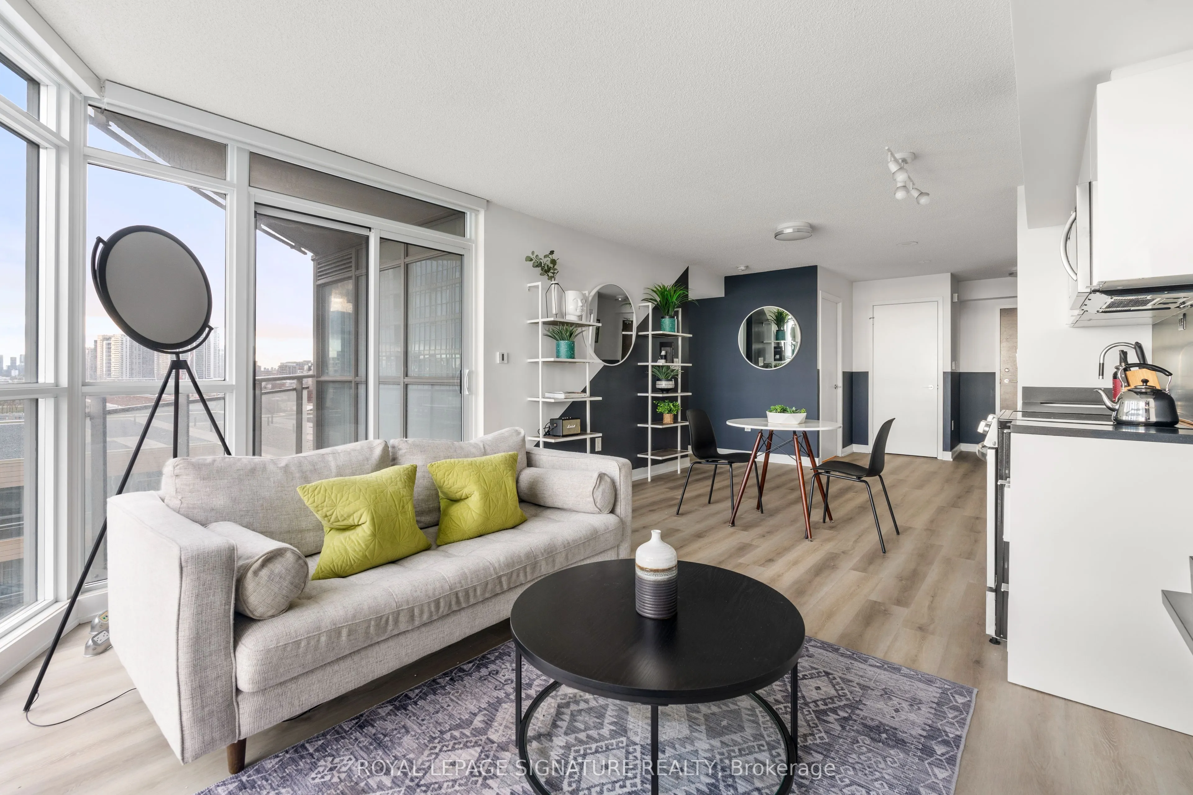 21 Iceboat Terrace, #1209
