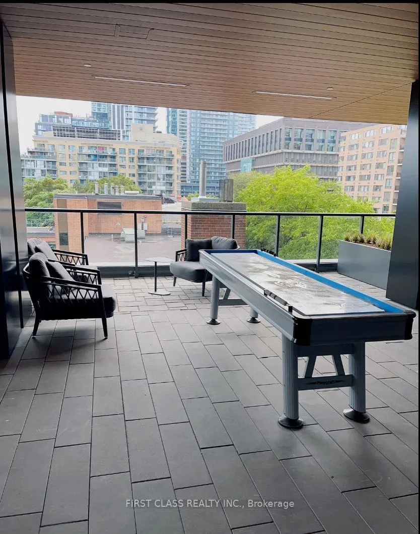 319 Jarvis Street, #4905