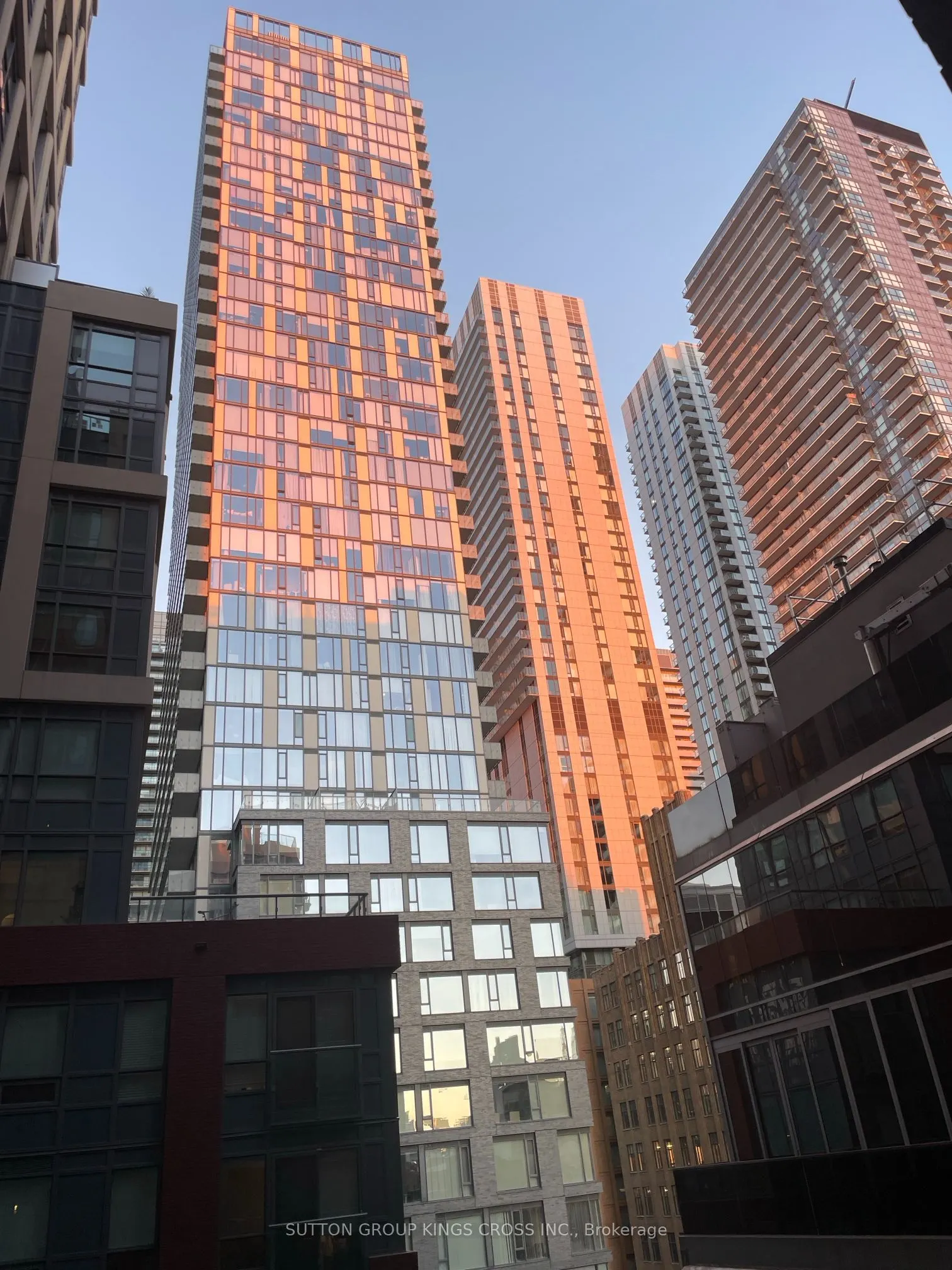 108 Peter Street, #615