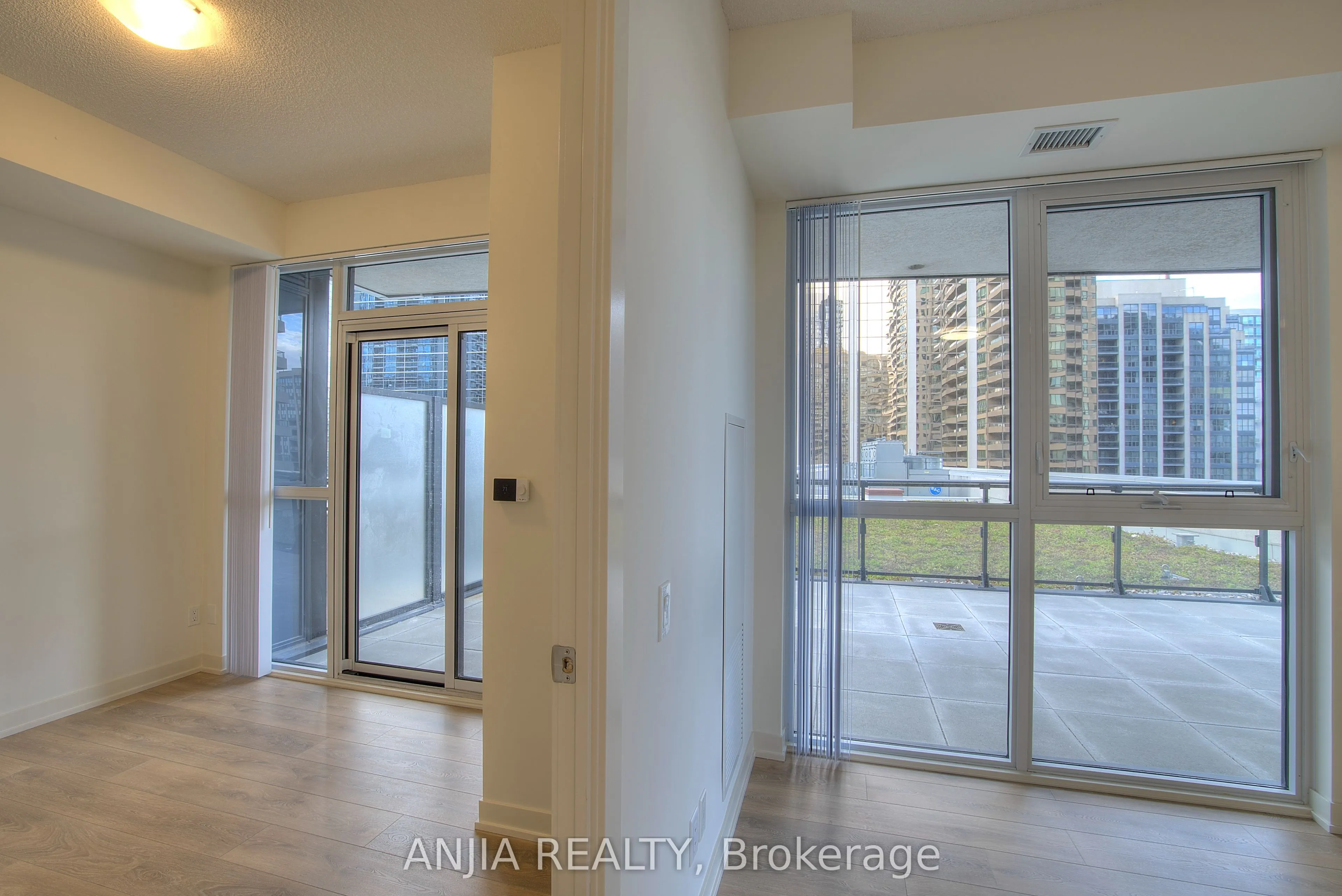 4955 Yonge Street, #619